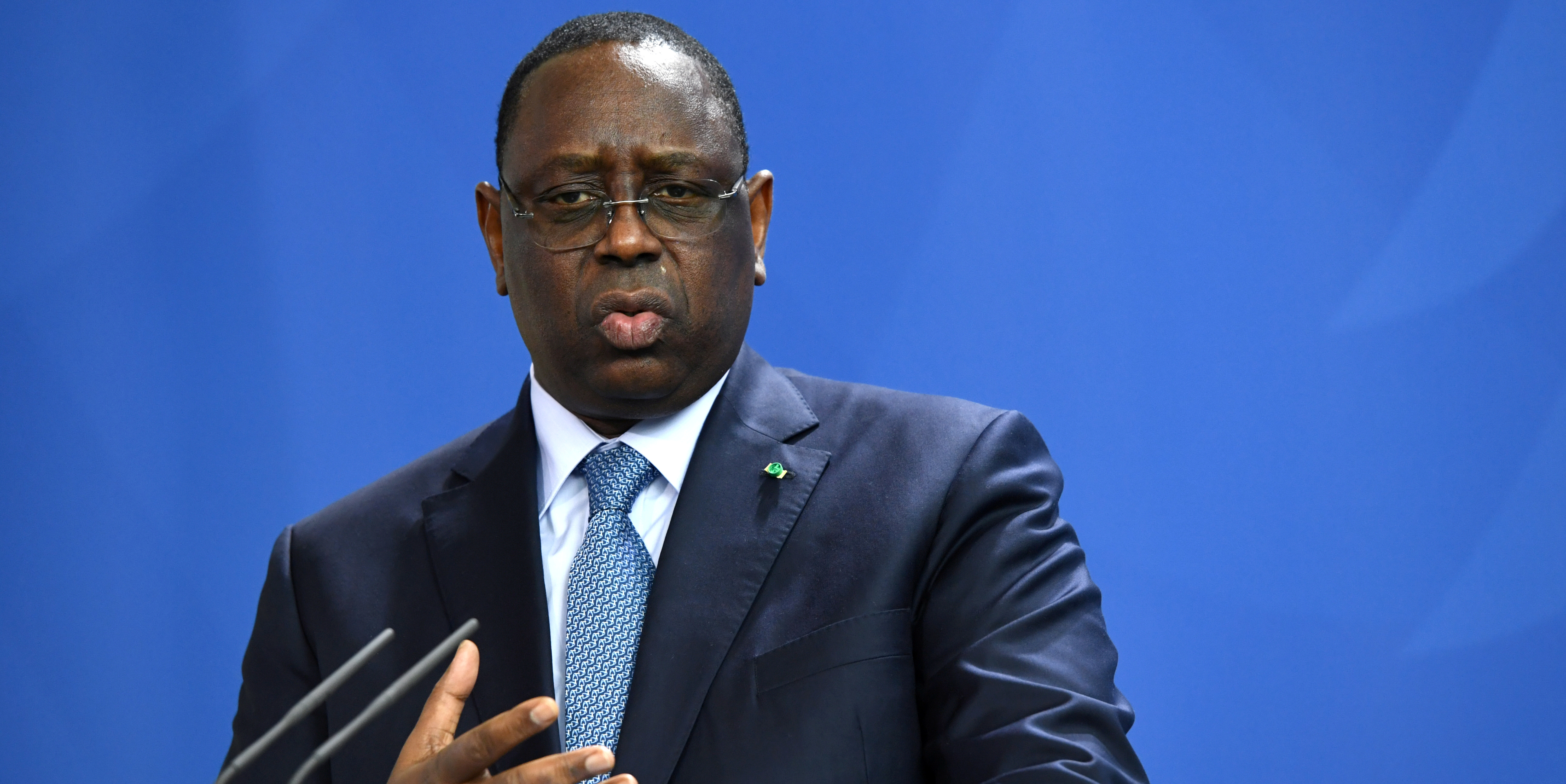 Report de la présidentielle au Sénégal : les autorités interdisent une manifestation