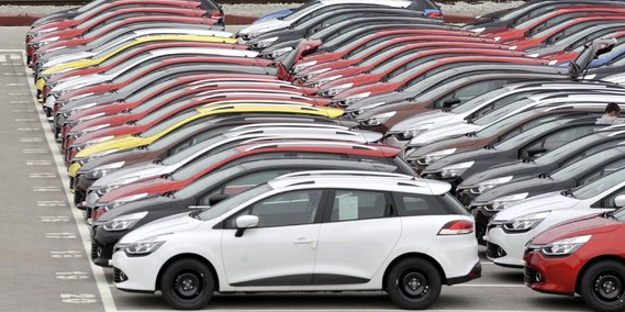 Automobile: inquiétudes sur les ventes en 2024, surtout dans l'électrique