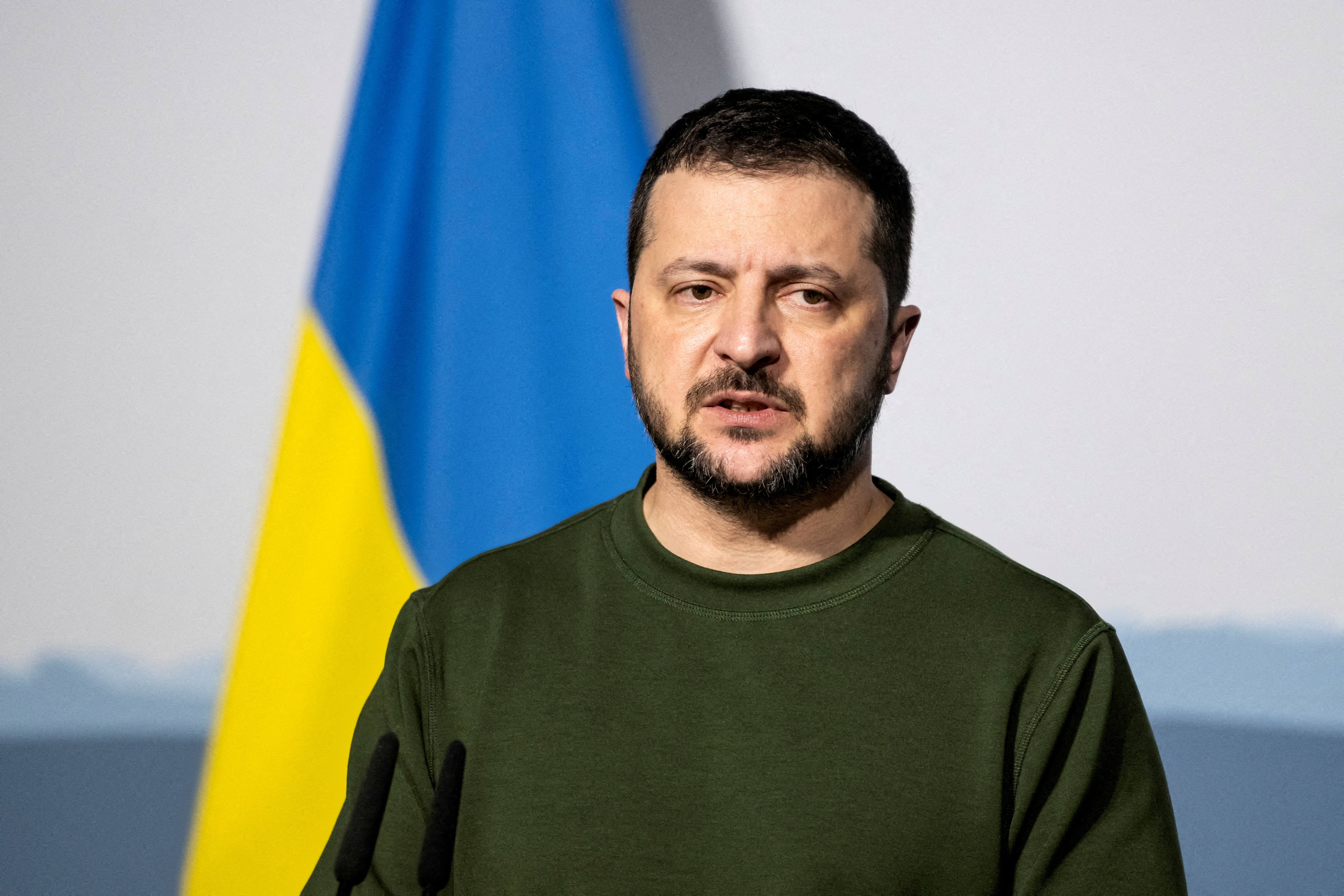 Guerre en Ukraine : Zelensky presse les républicains de voter l'aide financière à Kiev