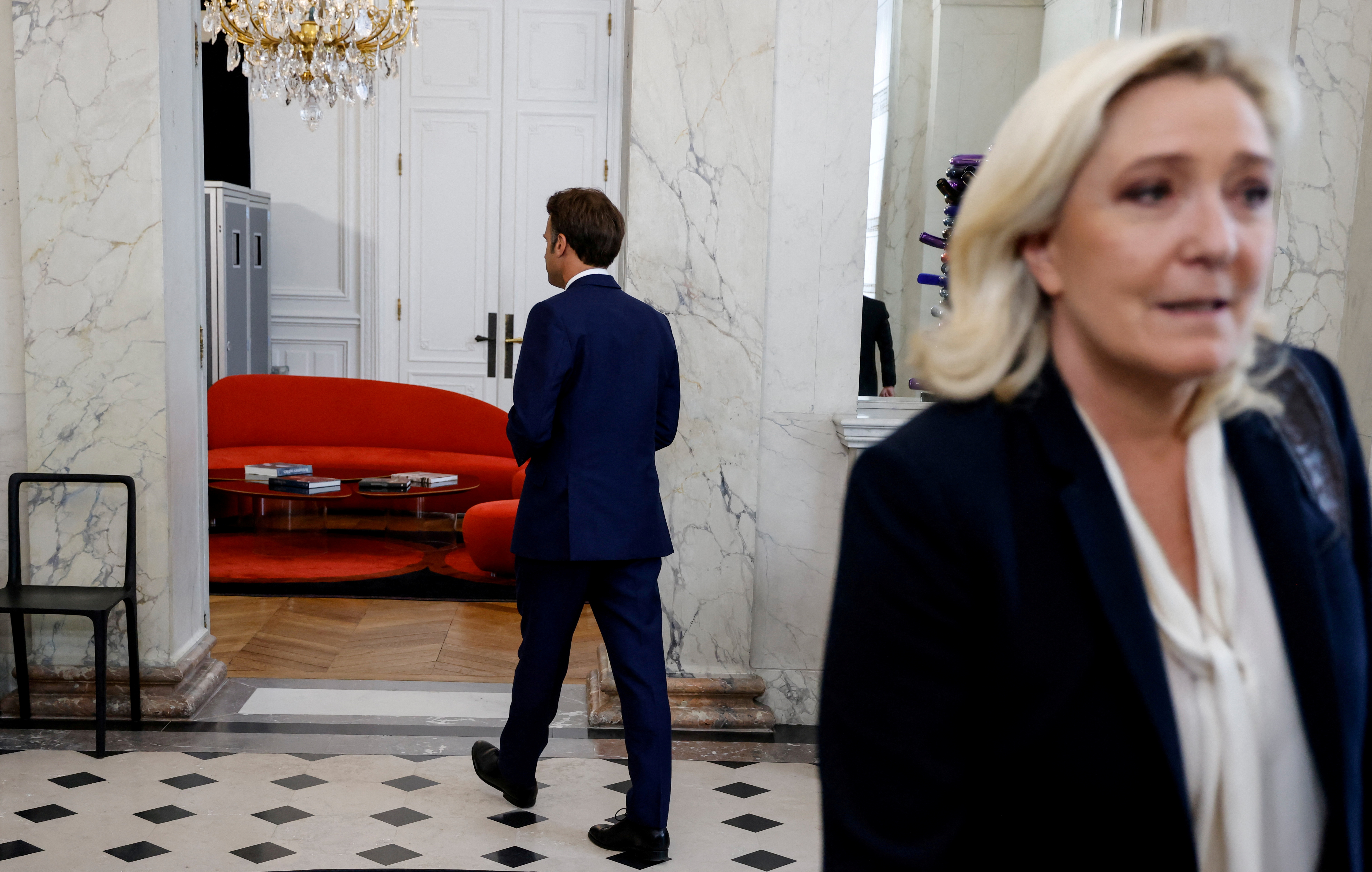 Législatives : la presse internationale s'inquiète d'une « chute » de la France dans « l'inconnu »
