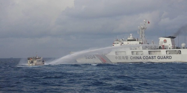 Tensions en mer méridionale : la Chine montre les muscles et affirme qu'elle « défendra » ses droits dans la zone