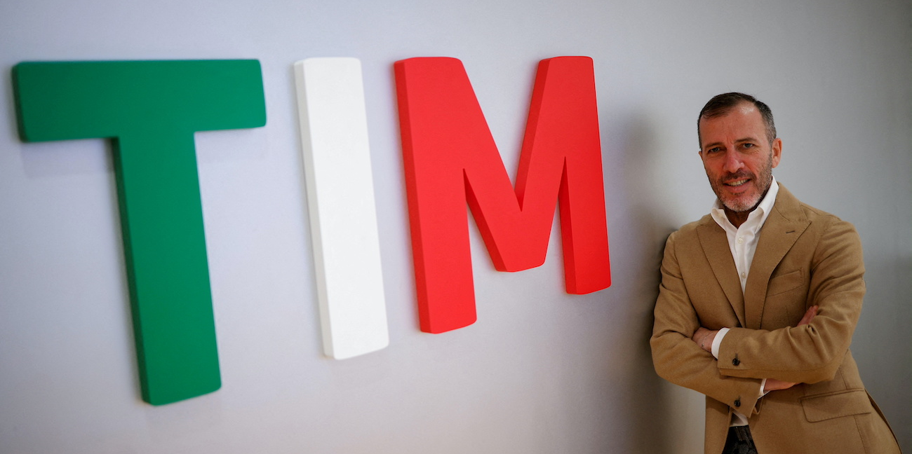 Telecom Italia dégringole en Bourse sur fond d'inquiétude sur sa stratégie