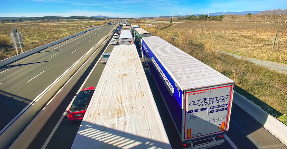 Méga-camions : les eurodéputés se prononcent en faveur de leur circulation facilitée au sein de l'UE
