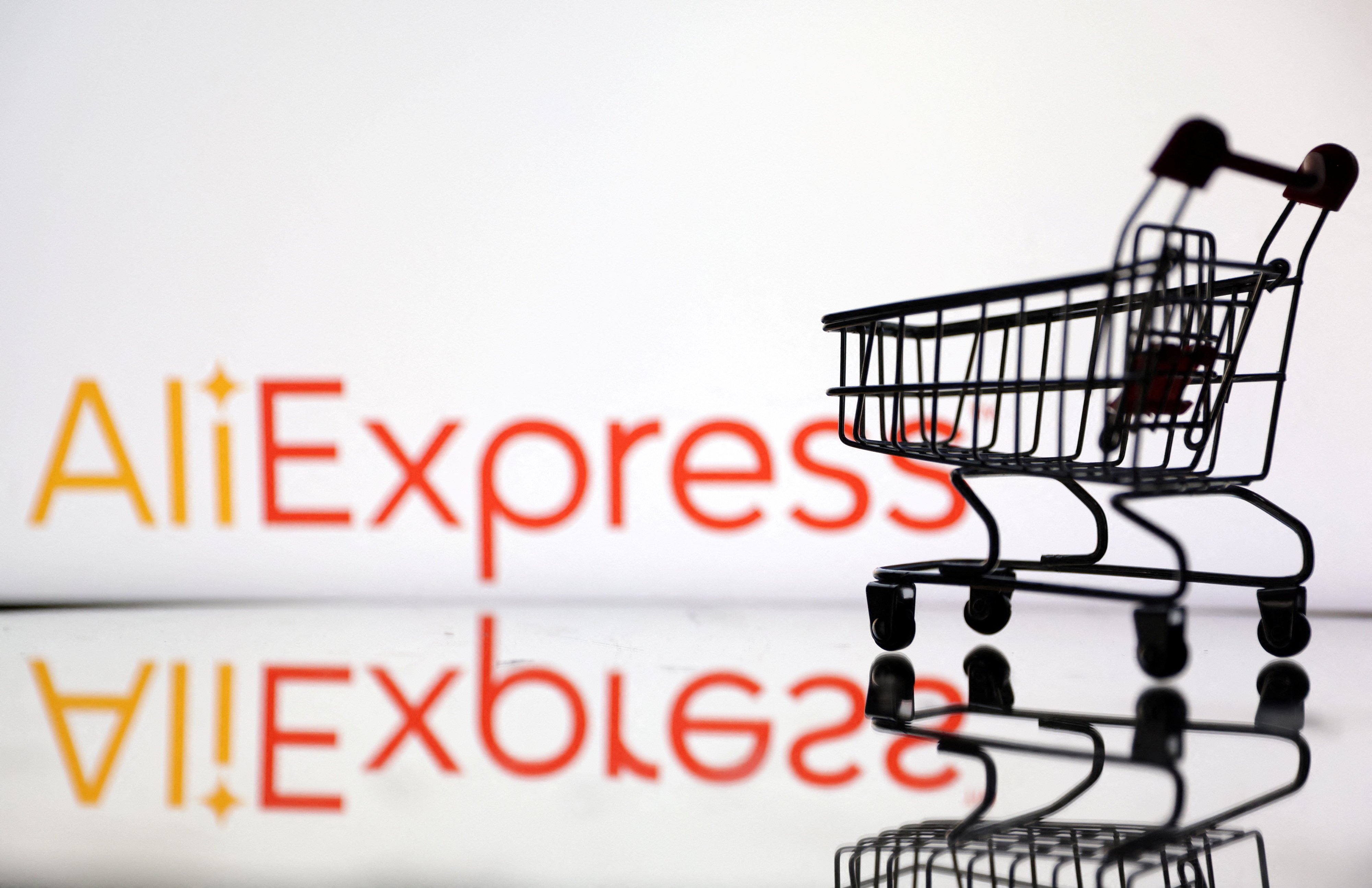 Vente en ligne : l'UE accuse Aliexpress de violer ses règles sur les produits dangereux