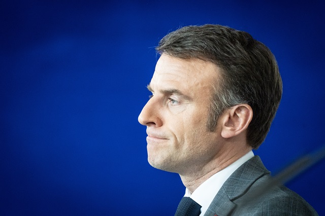 Réduire le déficit public à 3% en 2027 : l'impossible pari d'Emmanuel Macron