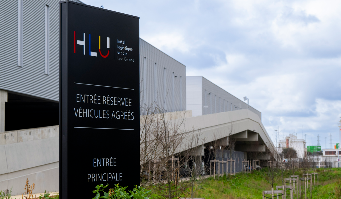 ZFE : à Lyon, comment l'hôtel logistique urbain compte décarboner la livraison du dernier kilomètre
