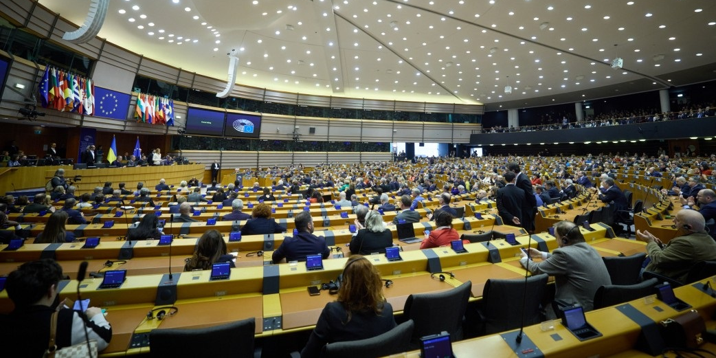 Pacte migratoire de l'UE: le Parlement européen adopte cet accord majeur
