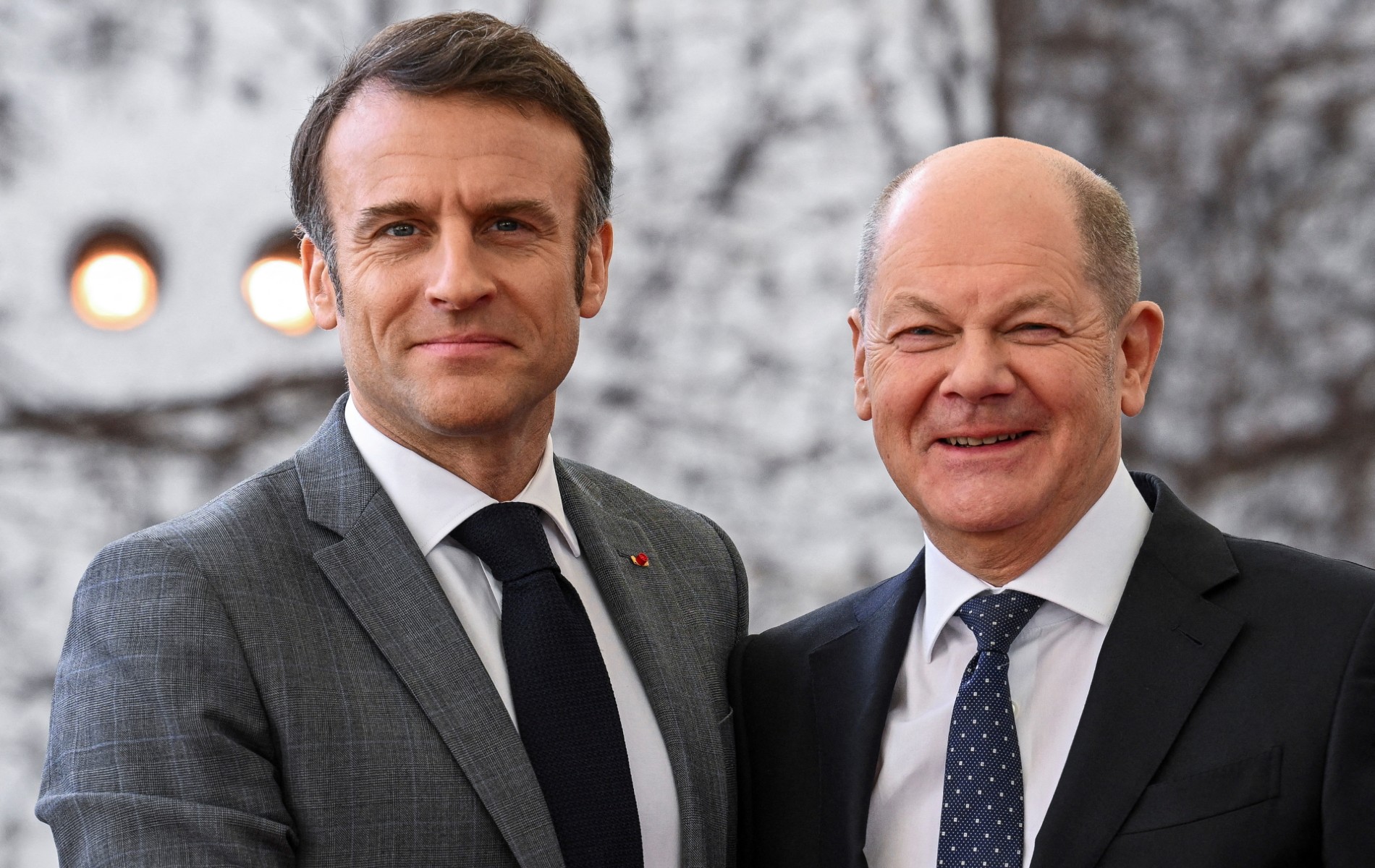 Visite de Xi Jinping en France : Emmanuel Macron et Olaf Scholz se sont entretenus pour « aligner leurs positions » face à la Chine