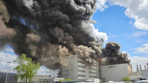 Allemagne : un important incendie s'est déclaré dans une usine d'armement à Berlin, qui fournit du matériel à l'Ukraine