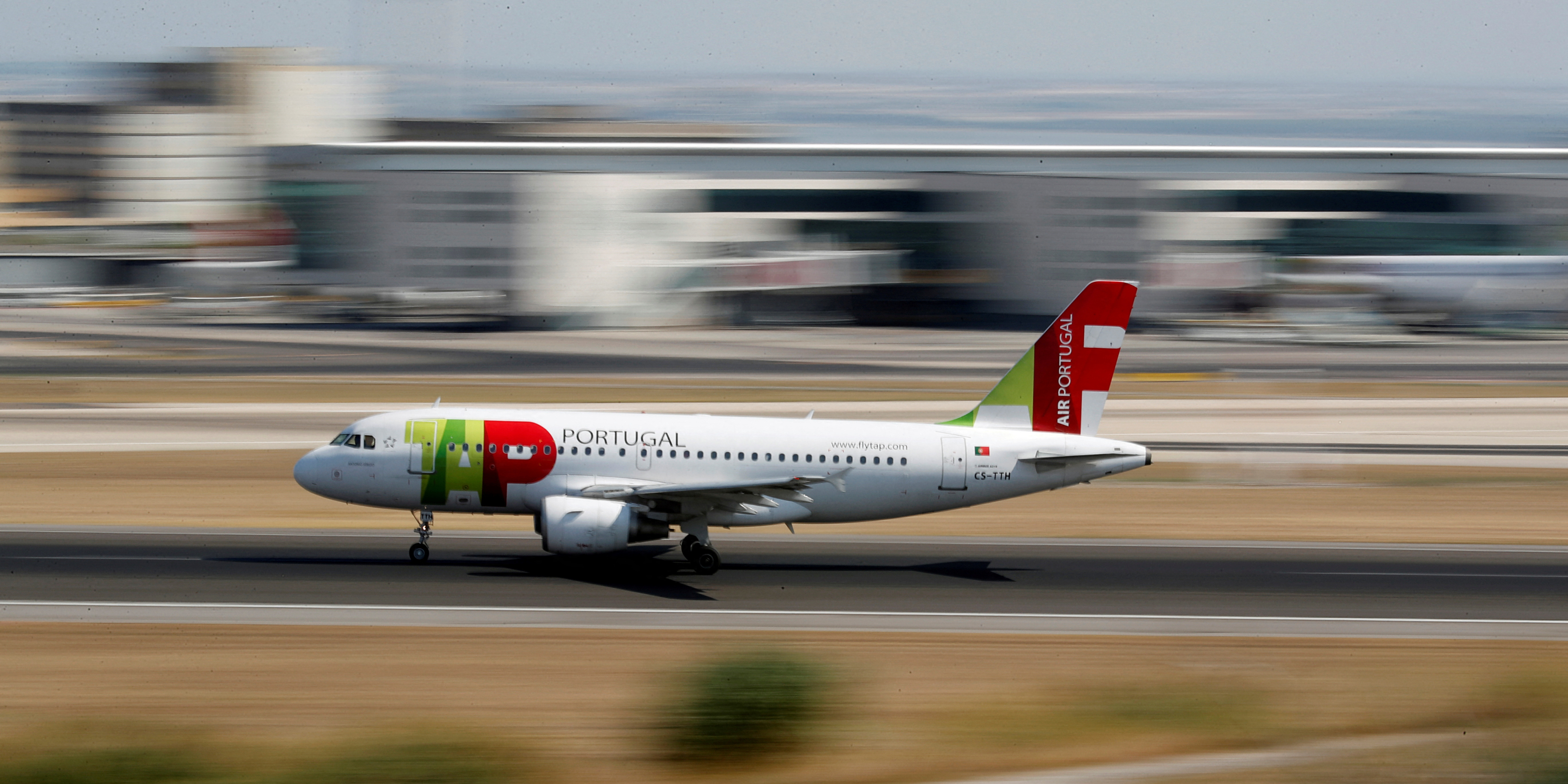 Le gouvernement portugais relance pour la énième fois la construction d'un nouvel aéroport à Lisbonne