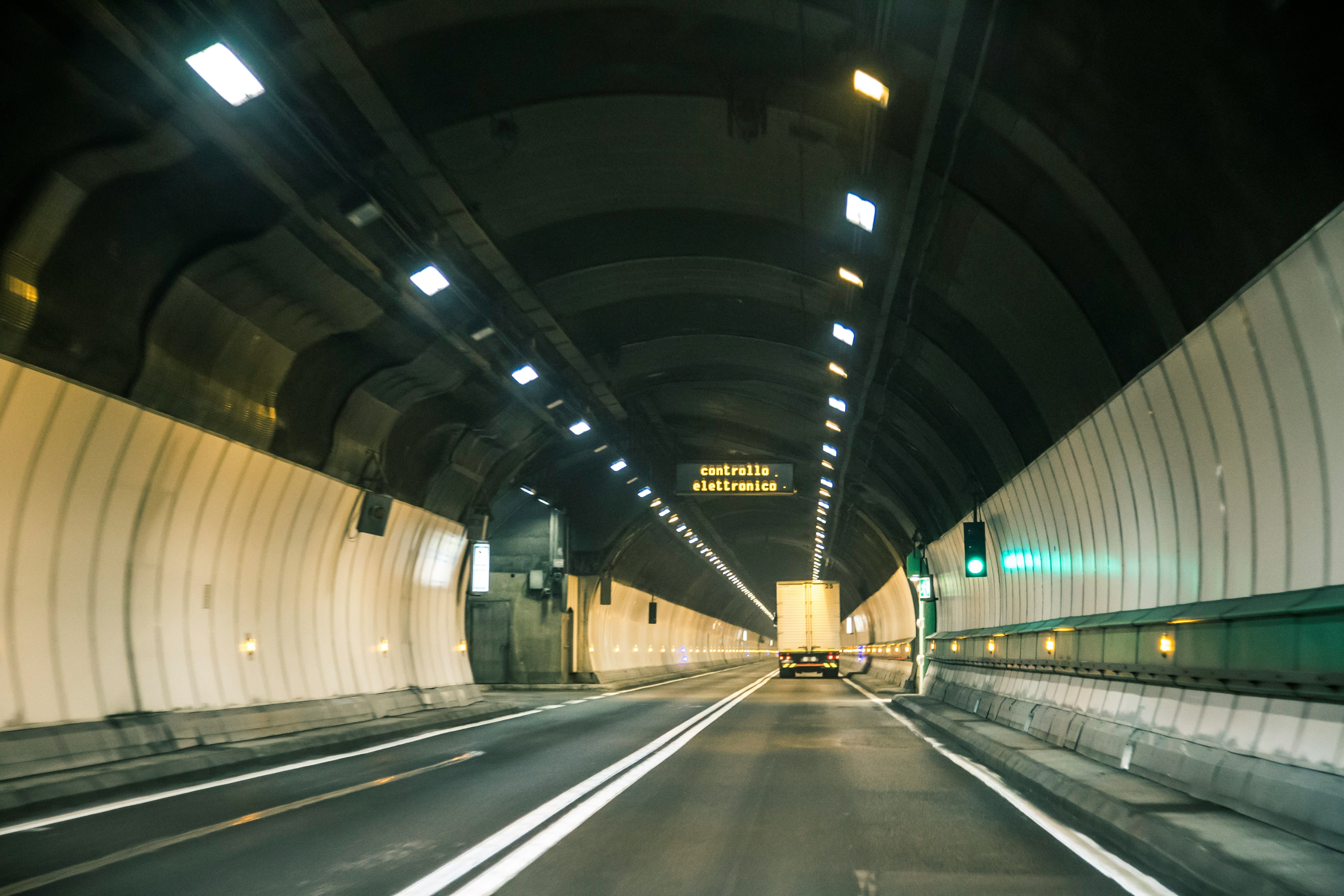 Tunnel du Mont-Blanc : un nouveau chapitre de travaux s'ouvre avec la réhabilitation de la voûte