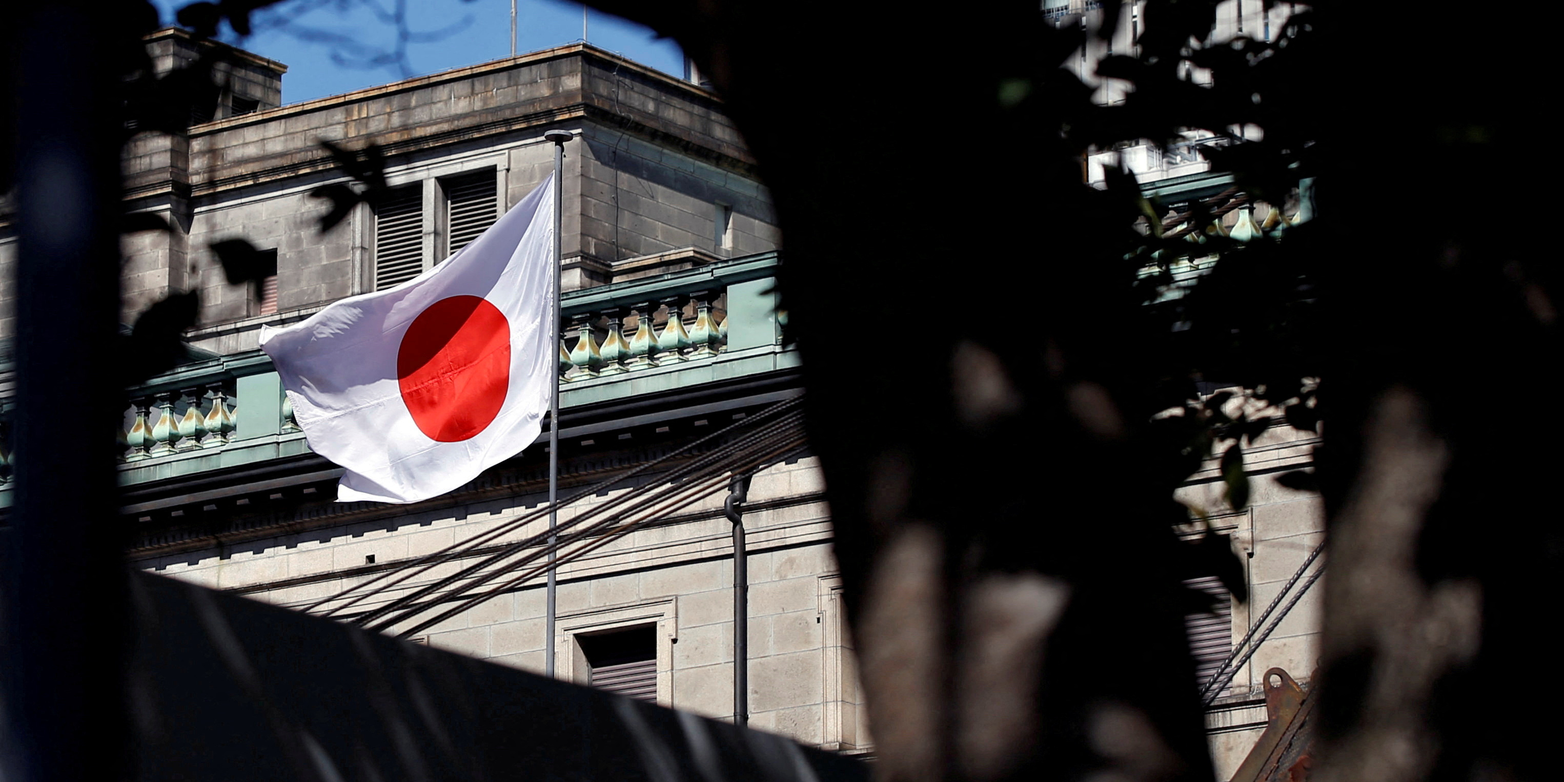 Le Japon évite de justesse la récession au premier trimestre