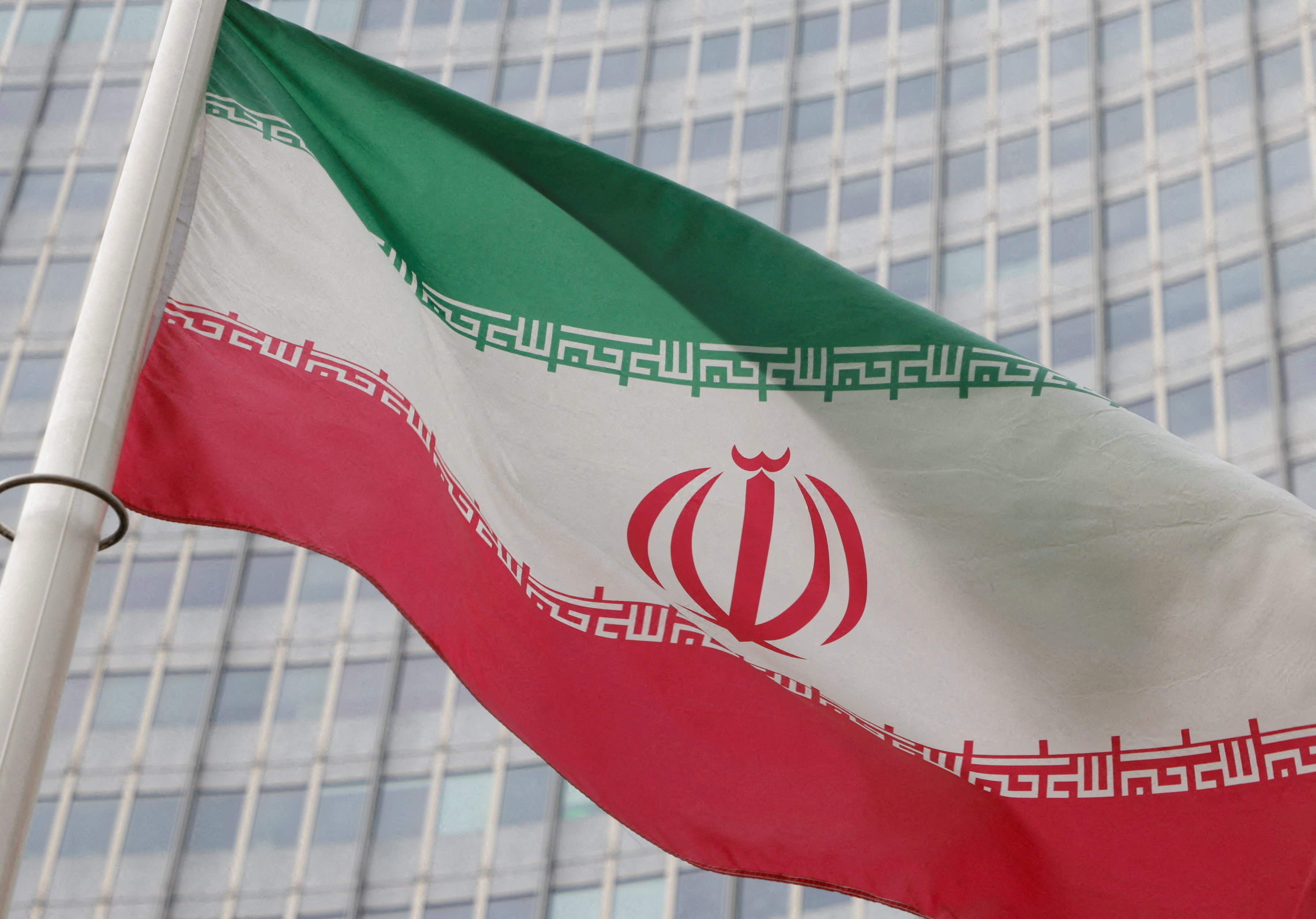 Nucléaire iranien : Paris, Berlin et Londres condamnent « une escalade supplémentaire »