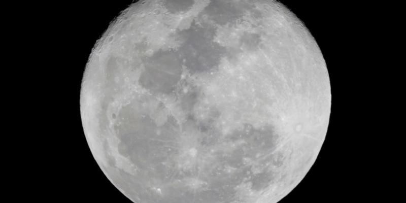 Face cachée de la Lune: la sonde chinoise a prélevé des échantillons, un « exploit sans précédent »