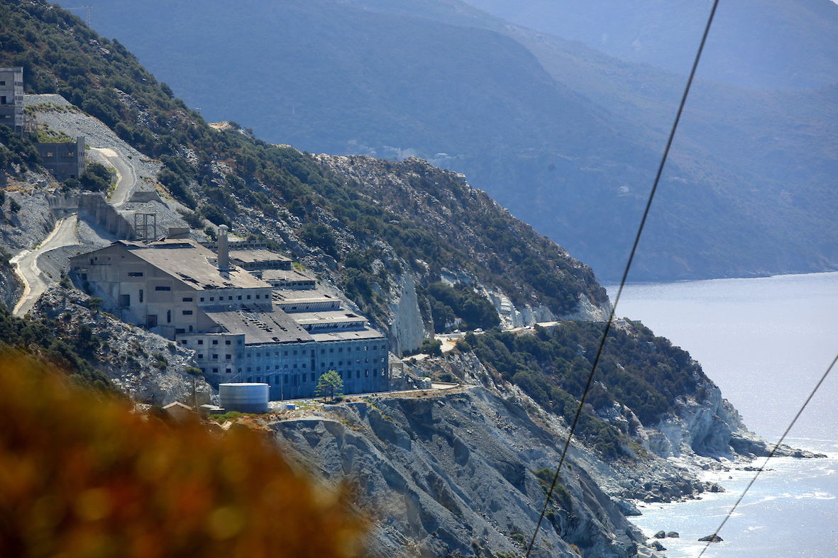 Dans le Cap Corse, le seul site industriel d'amiante de la métropole va être démoli