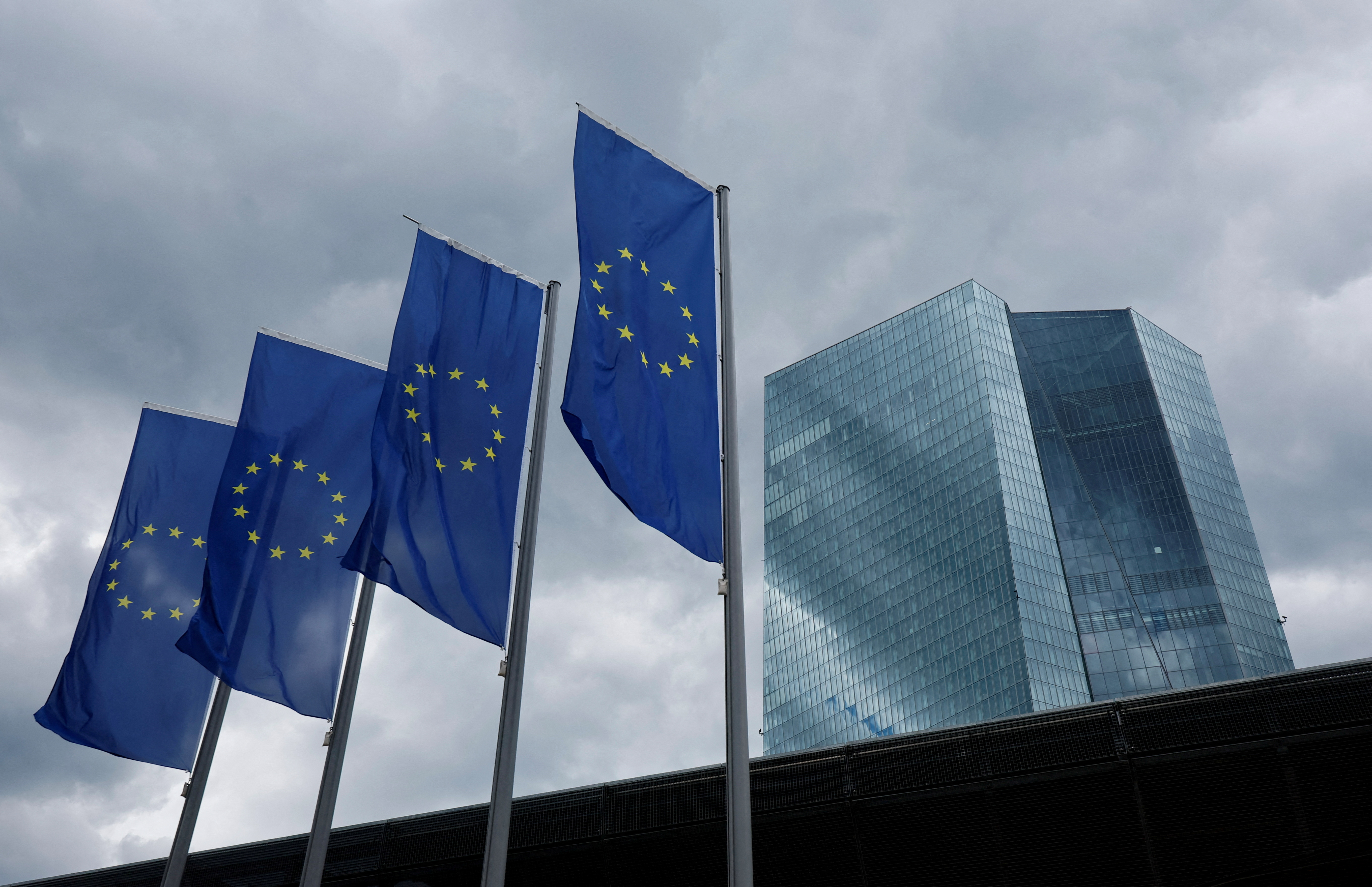 La BCE tire la sonnette d'alarme et presse les pays de la zone euro d'améliorer leurs finances publiques