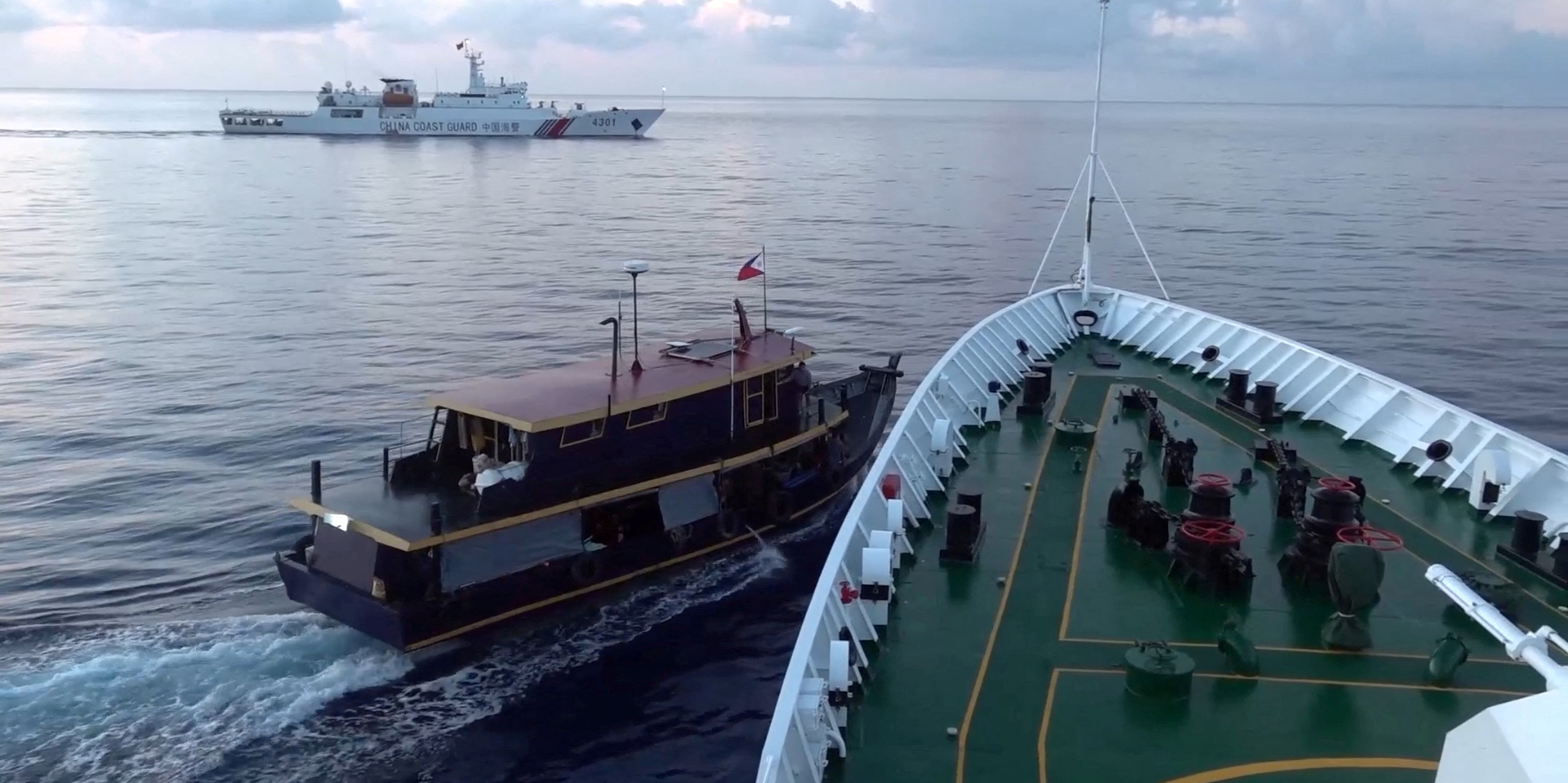 Tensions en mer de Chine méridionale: Manille accuse Pékin d'avoir saisi des armes sur un de leurs bateaux