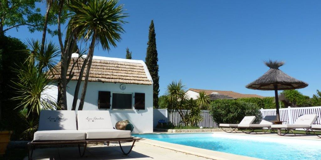 En Occitanie, la croisade de trois hôteliers contre Airbnb
