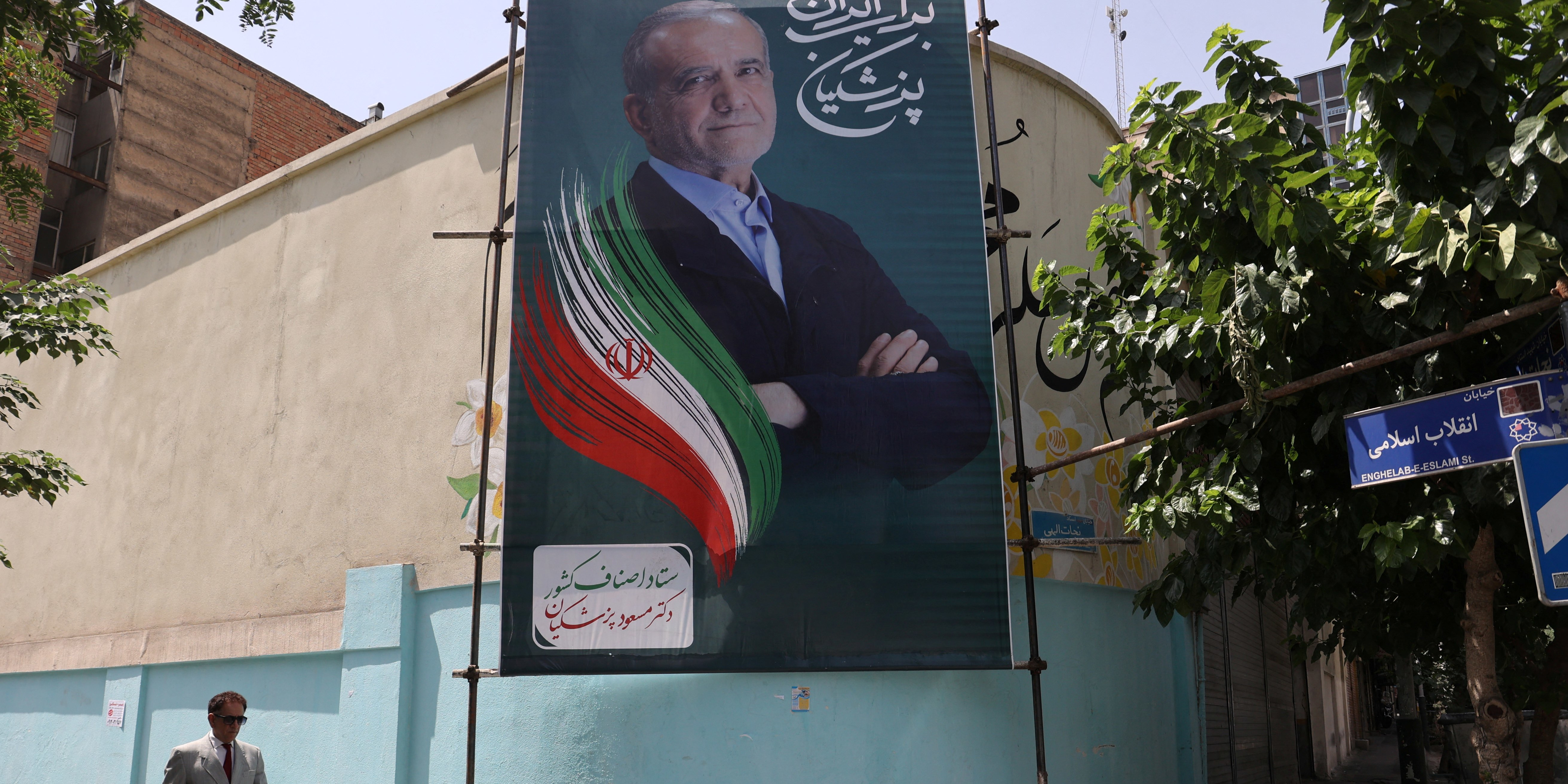 Iran : Massoud Pezeshkian remporte les élections présidentielles face à l'ultraconservateur Saïd Jalili