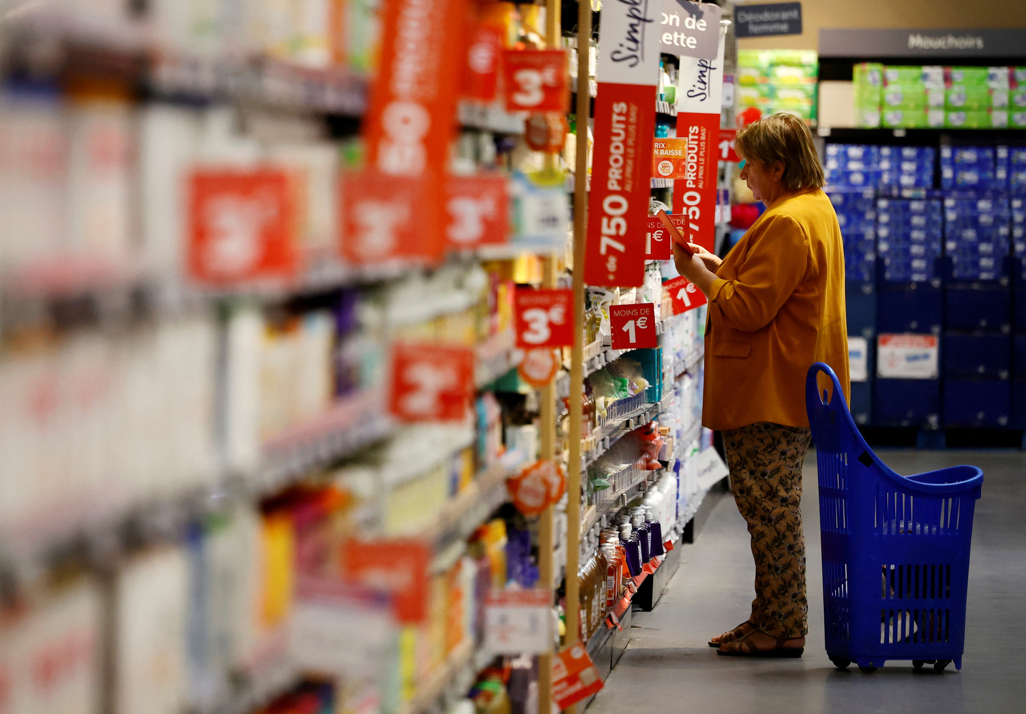 Grande distribution : Carrefour face à la contestation d'un des piliers de sa stratégie, la franchise