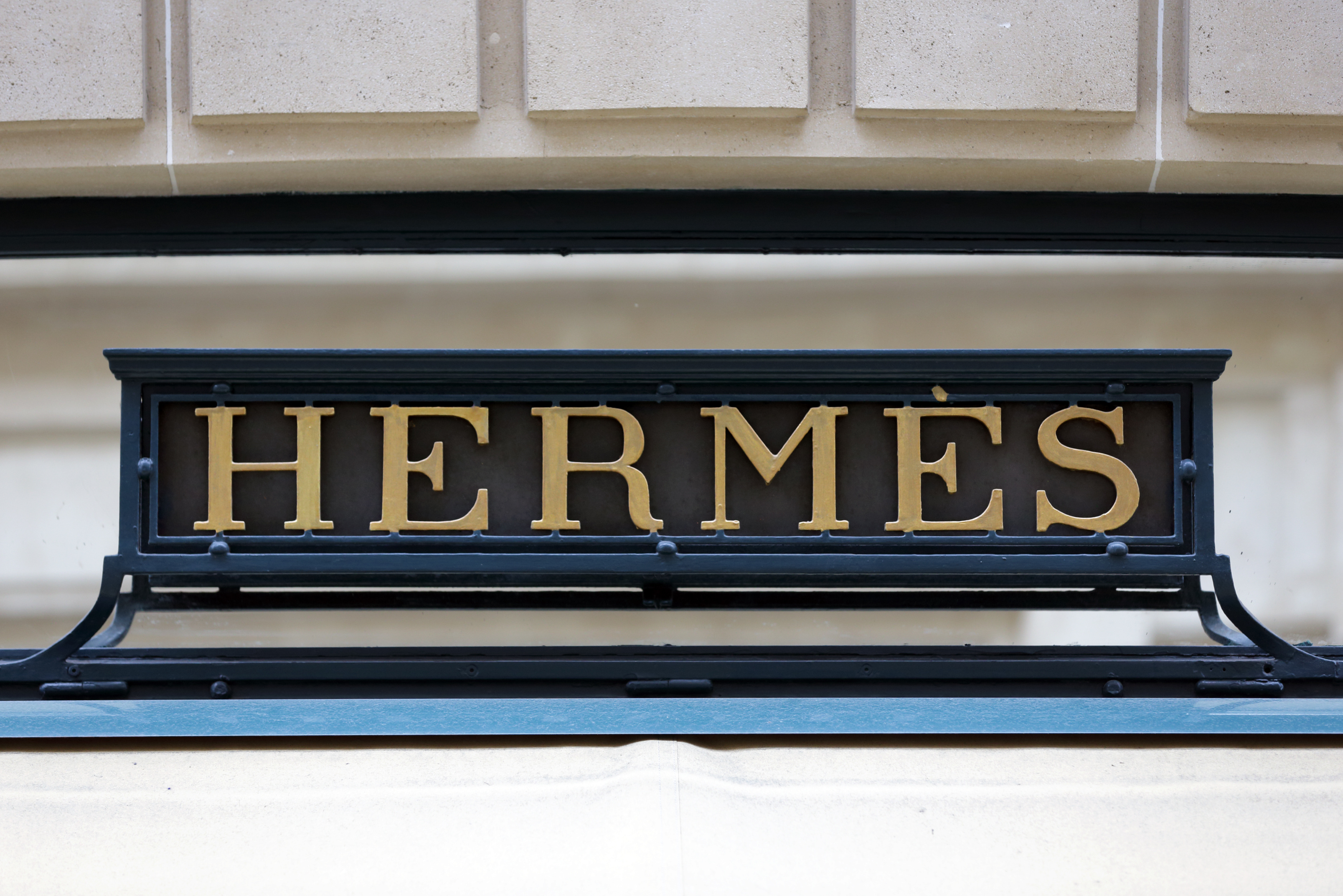 Luxe : à rebours de ses concurrents, Hermès augmente toujours ses ventes