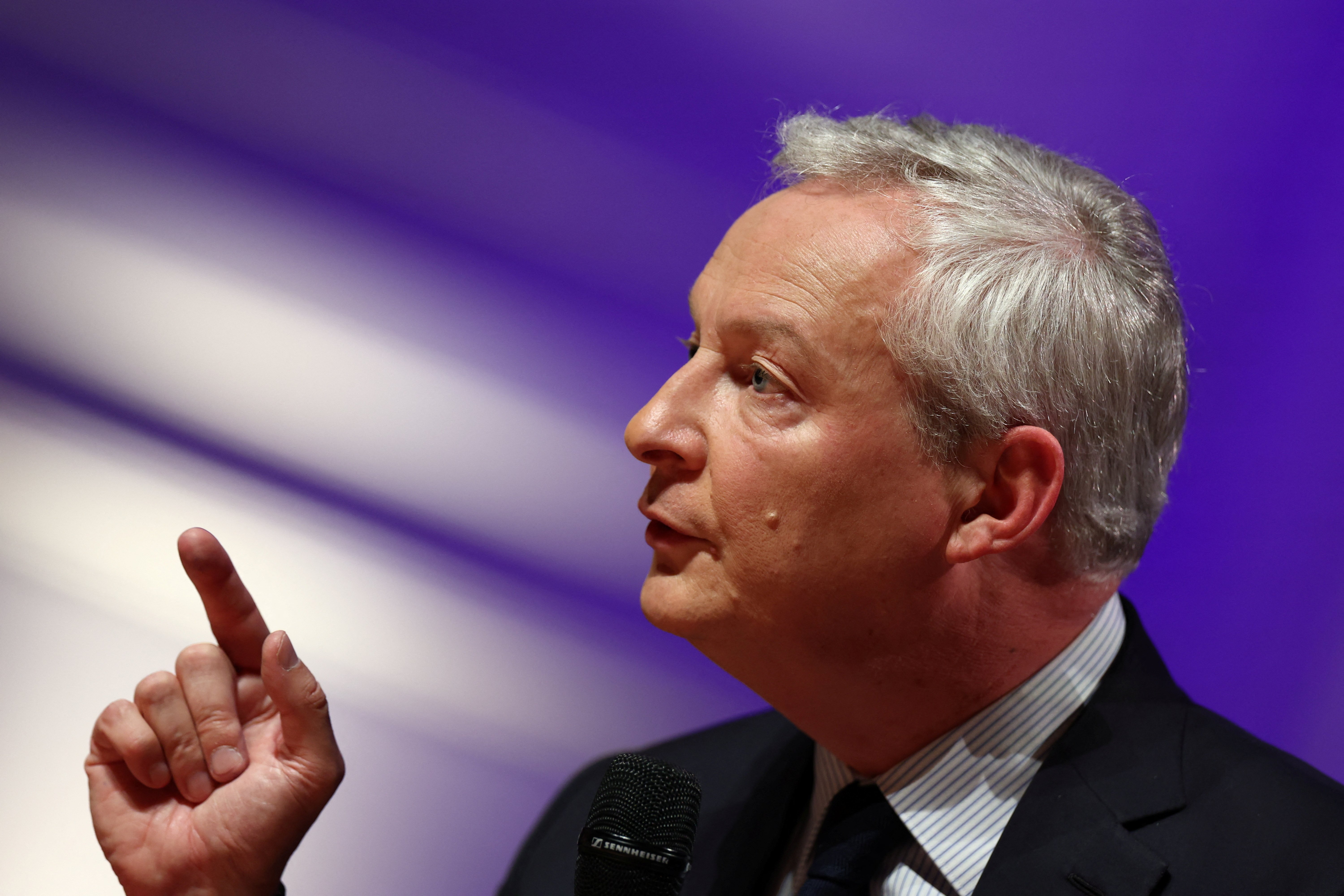 Désindustrialisation : Bruno Le Maire sort de son silence et charge l'Europe