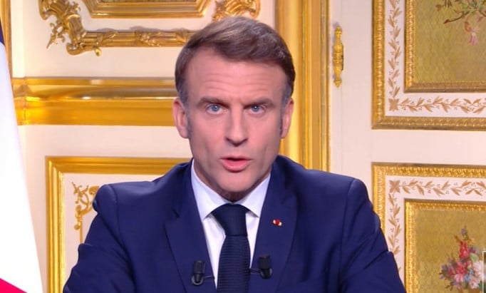 Macron annonce une loi spéciale pour reconduire le budget 2024