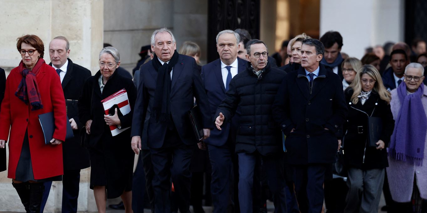 Premier Conseil des ministres pour le gouvernement Bayrou