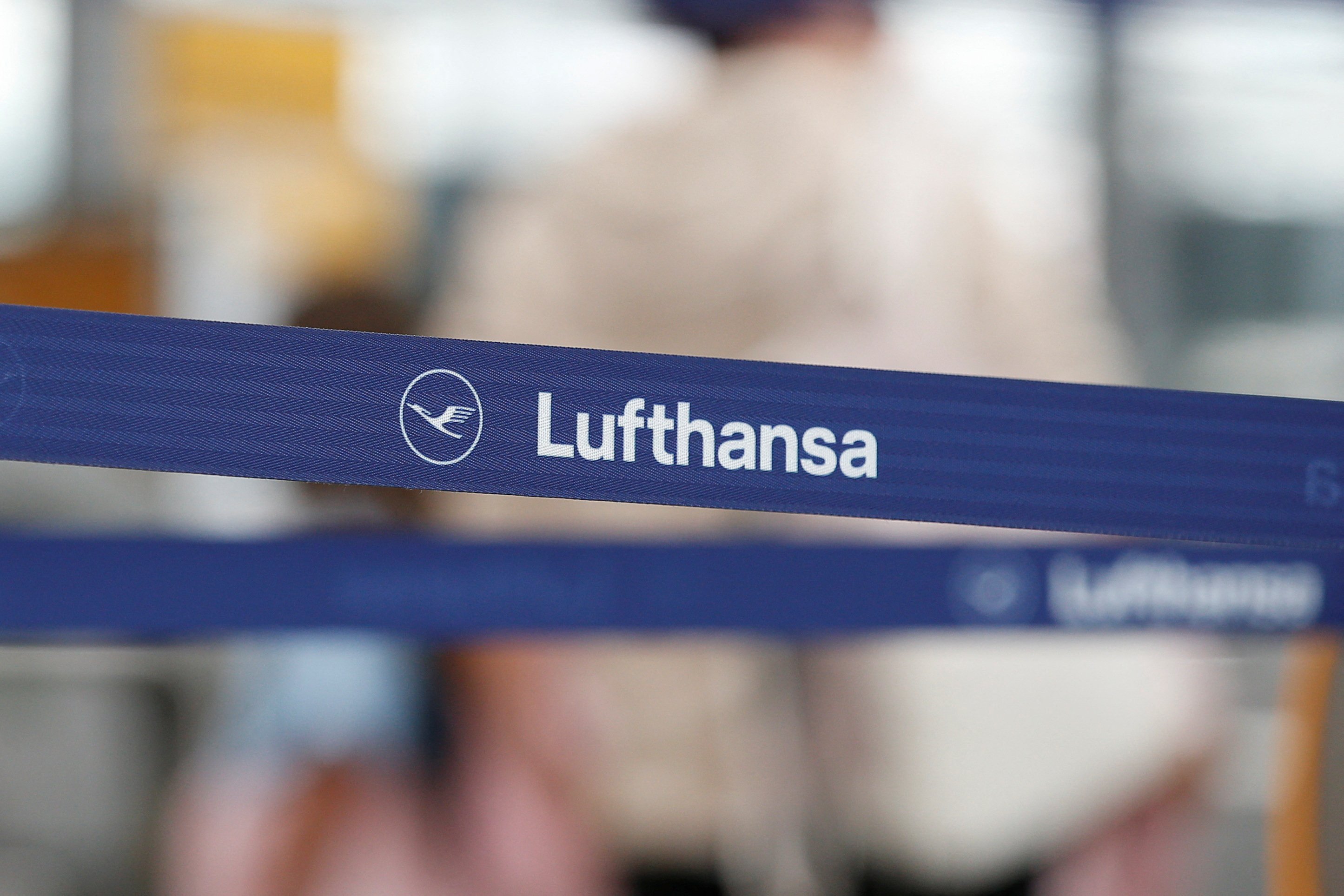 Lufthansa/souffre d'un bénéfice net en chute de près de 20/%