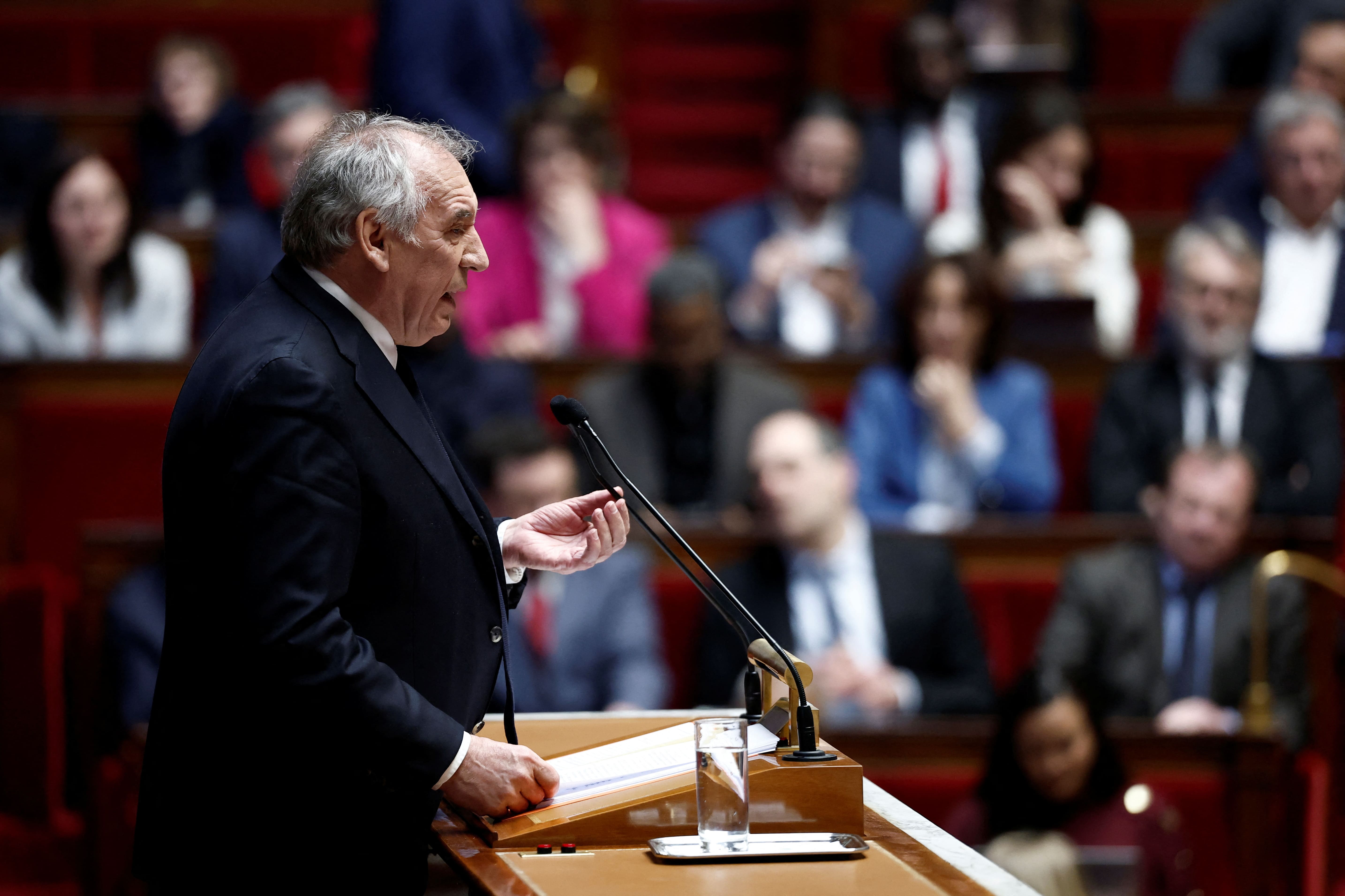 François Bayrou place la transition écologique sous la menace de la simplification