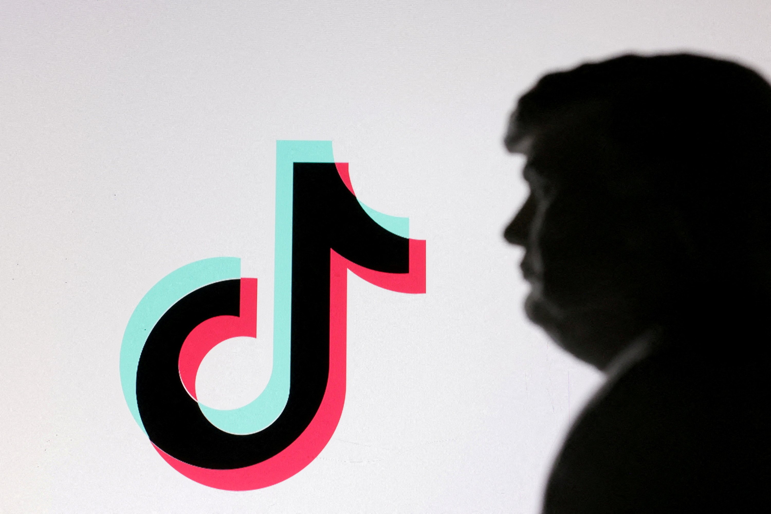 TikTok : un retour incertain sur les plateformes de téléchargement