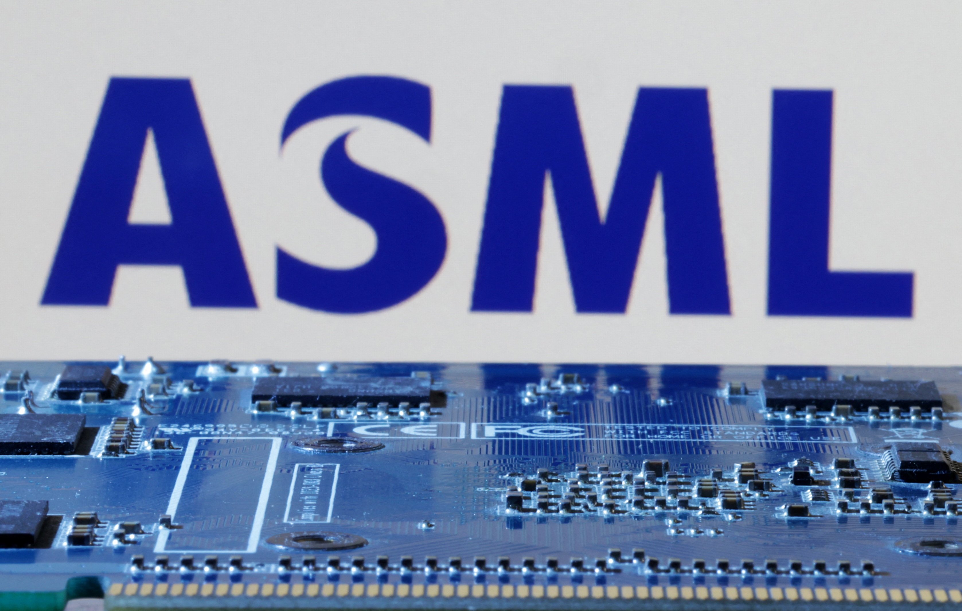 Semi-conducteurs: « année record » pour les ventes d'ASML