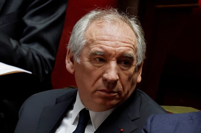 Budget : le Parti socialiste offre un sursis à François Bayrou