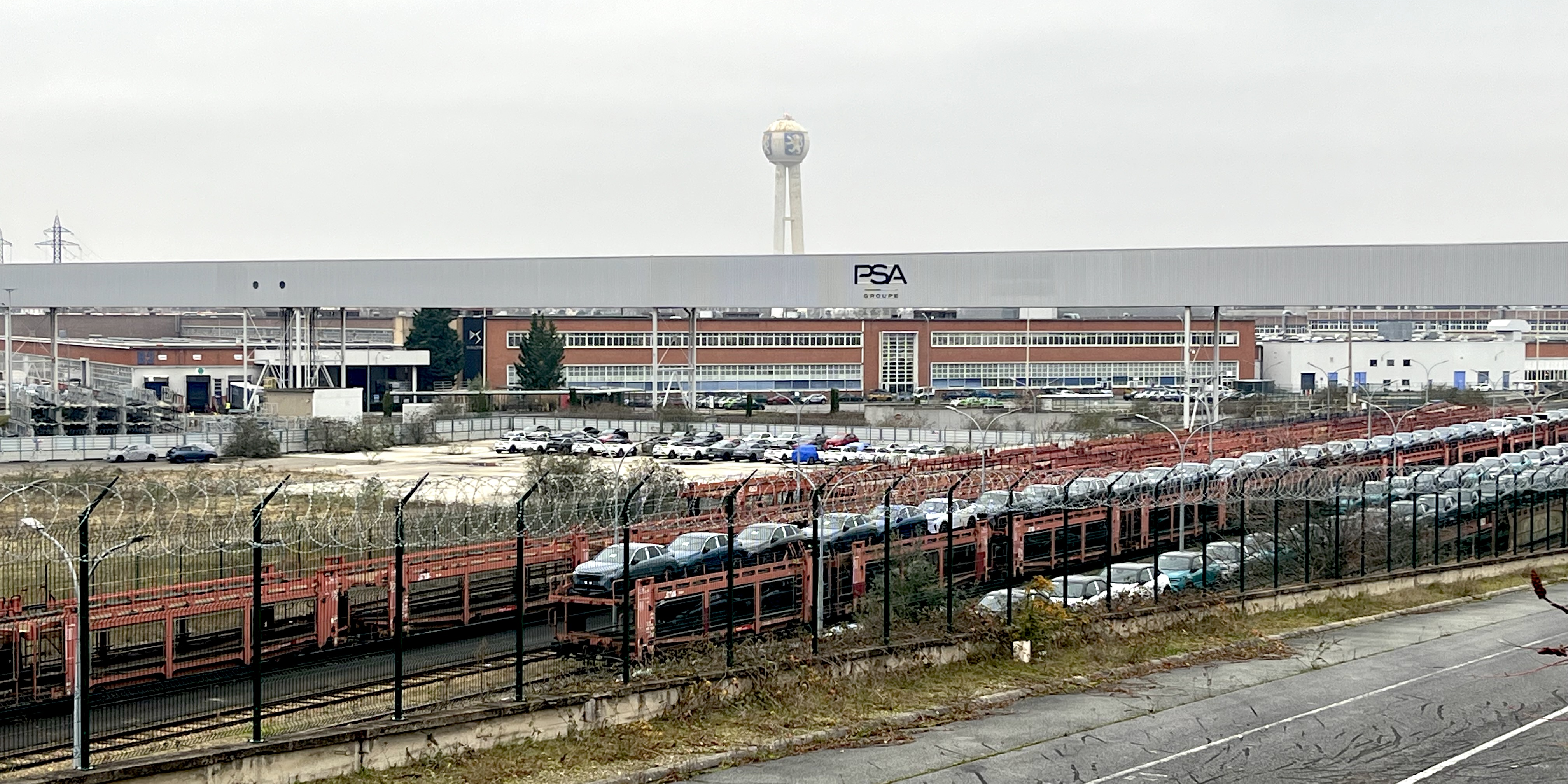 Stellantis va embaucher des ouvriers à l'usine de Poissy