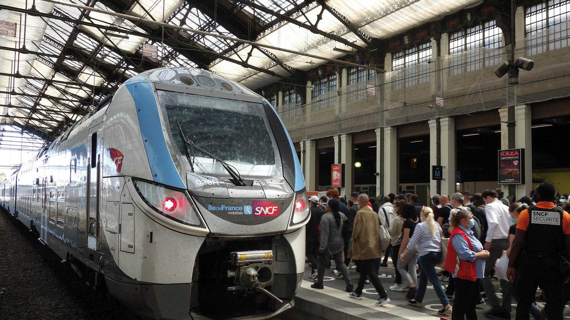 Transport : dans le Grand Paris, le trafic de masse a retrouvé son niveau d'avant-Covid... sauf le vendredi