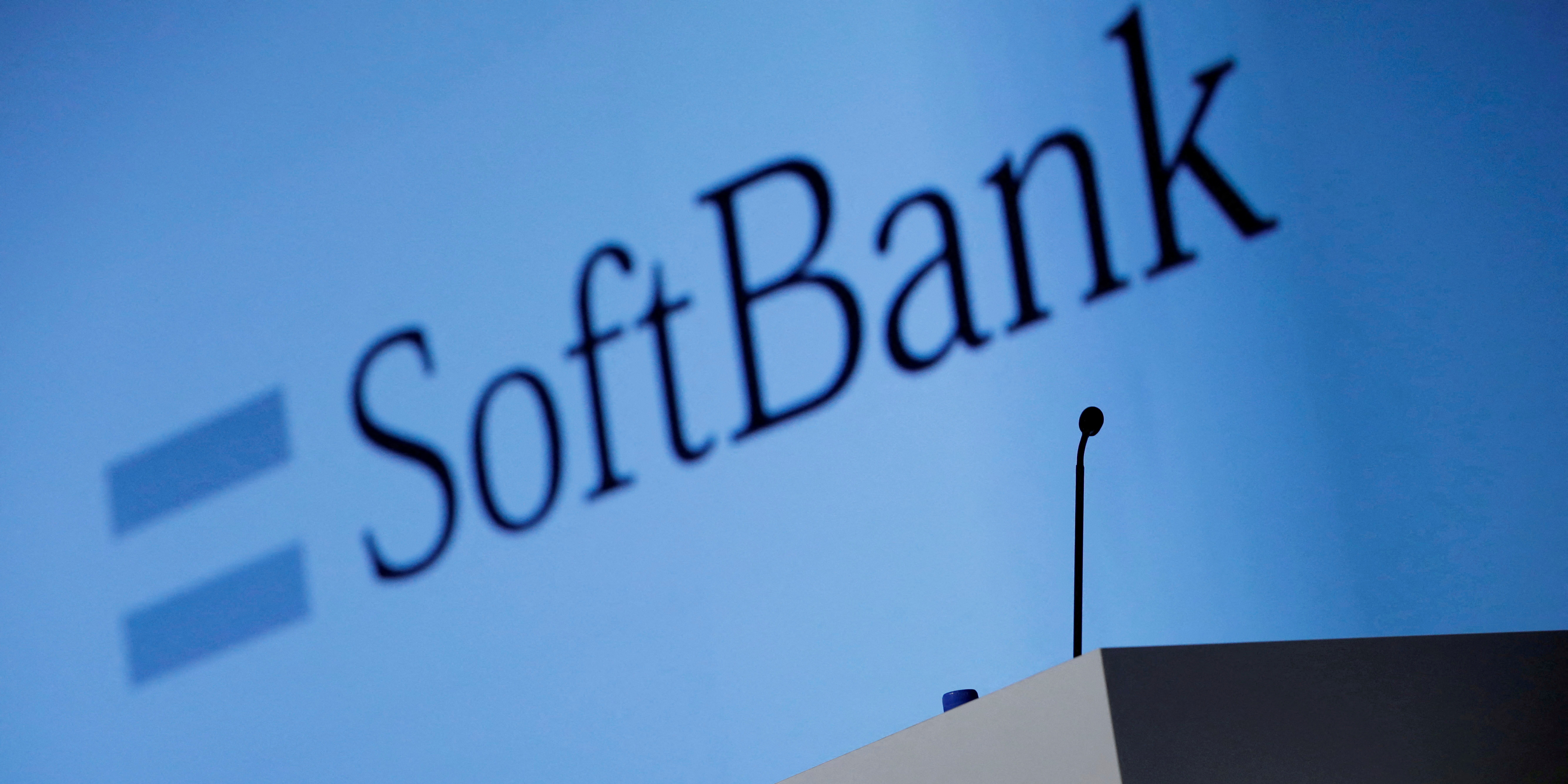 Le japonais SoftBank Group enregistre une lourde perte, pénalisé par ses investissements