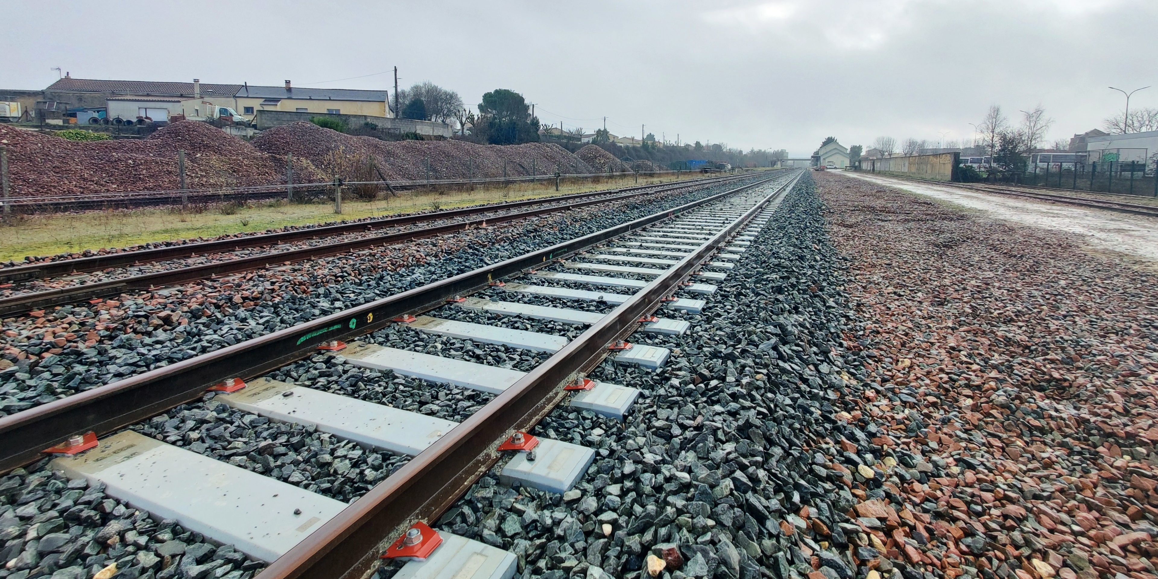 La ligne ferroviaire Niort-Saintes rouvre enfin après neuf mois de travaux