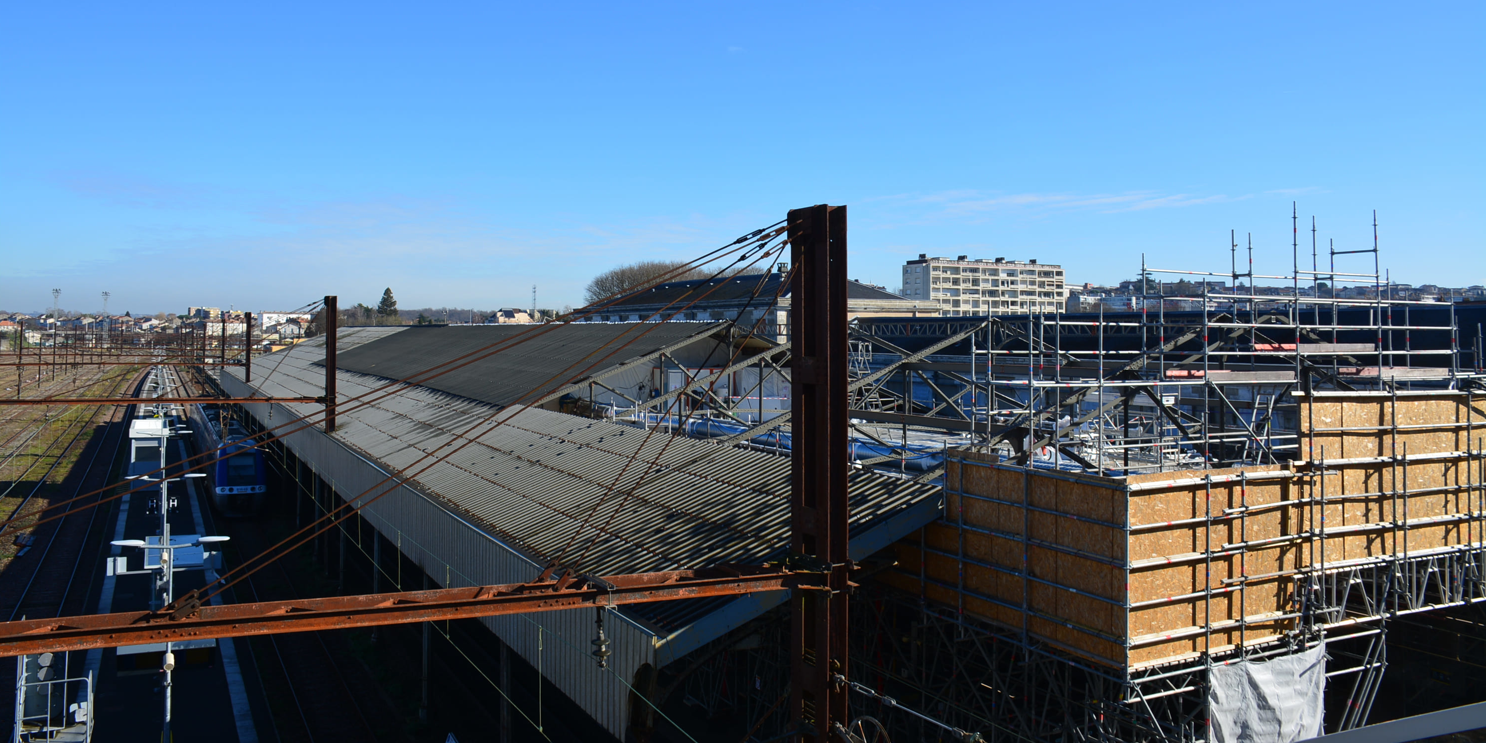 La SNCF déploie le solaire en gare malgré les obstacles architecturaux