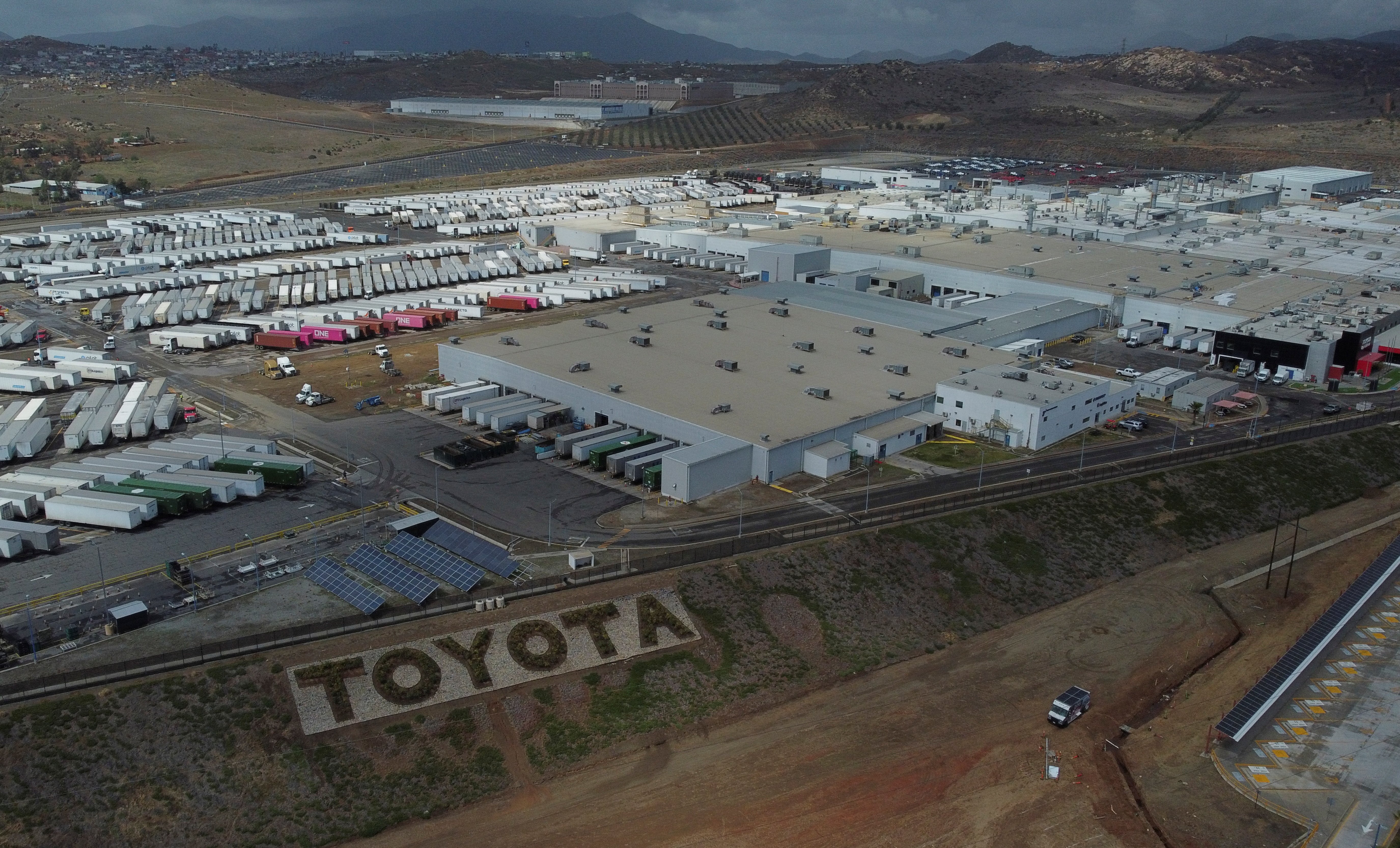 Automobiles japonaises : les États-Unis abaissent les taxes, Toyota et consorts s'en réjouissent prudemment