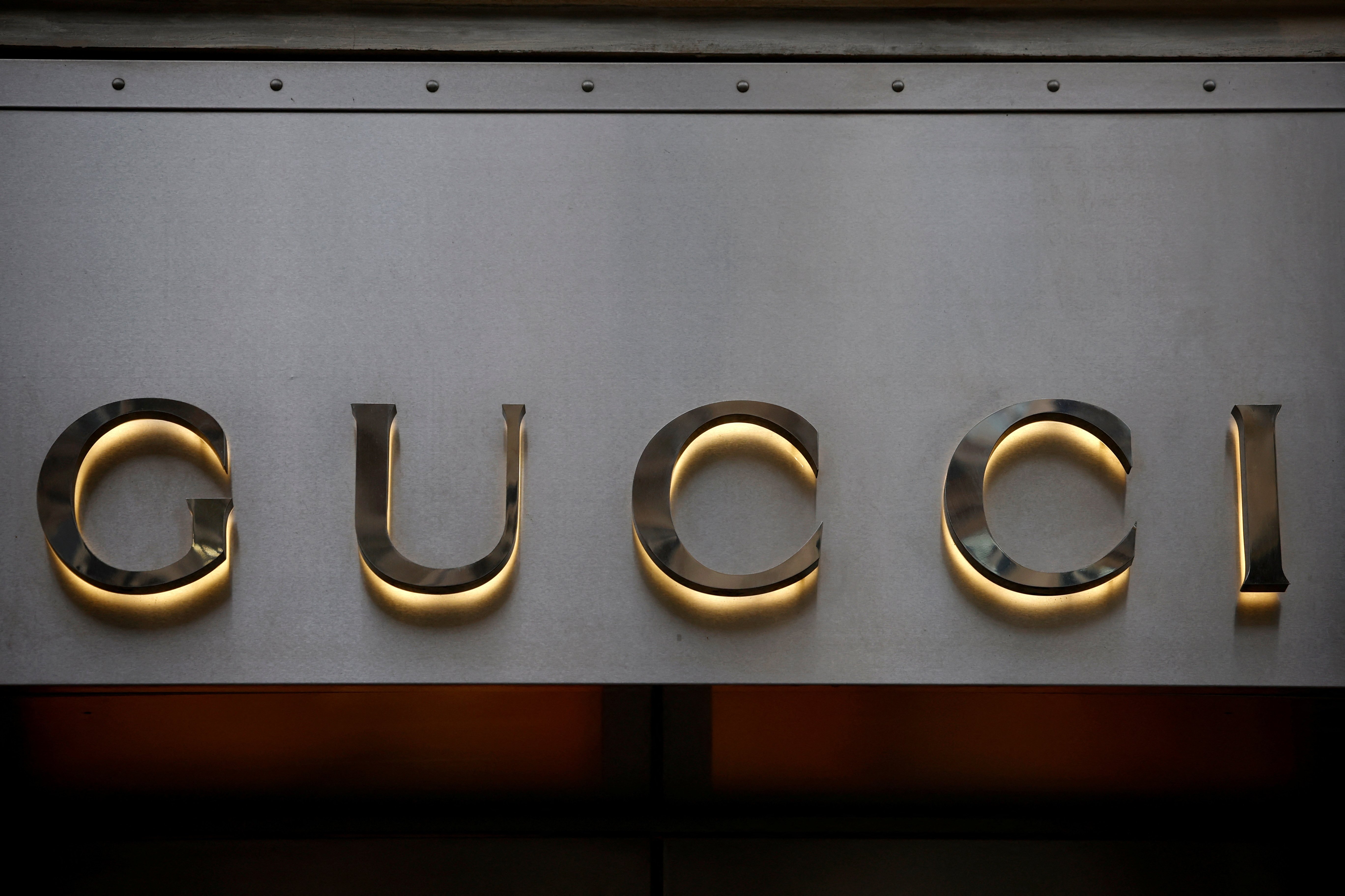 Kering : le nouveau patron de Gucci déplaît aux investisseurs, le titre plonge en Bourse