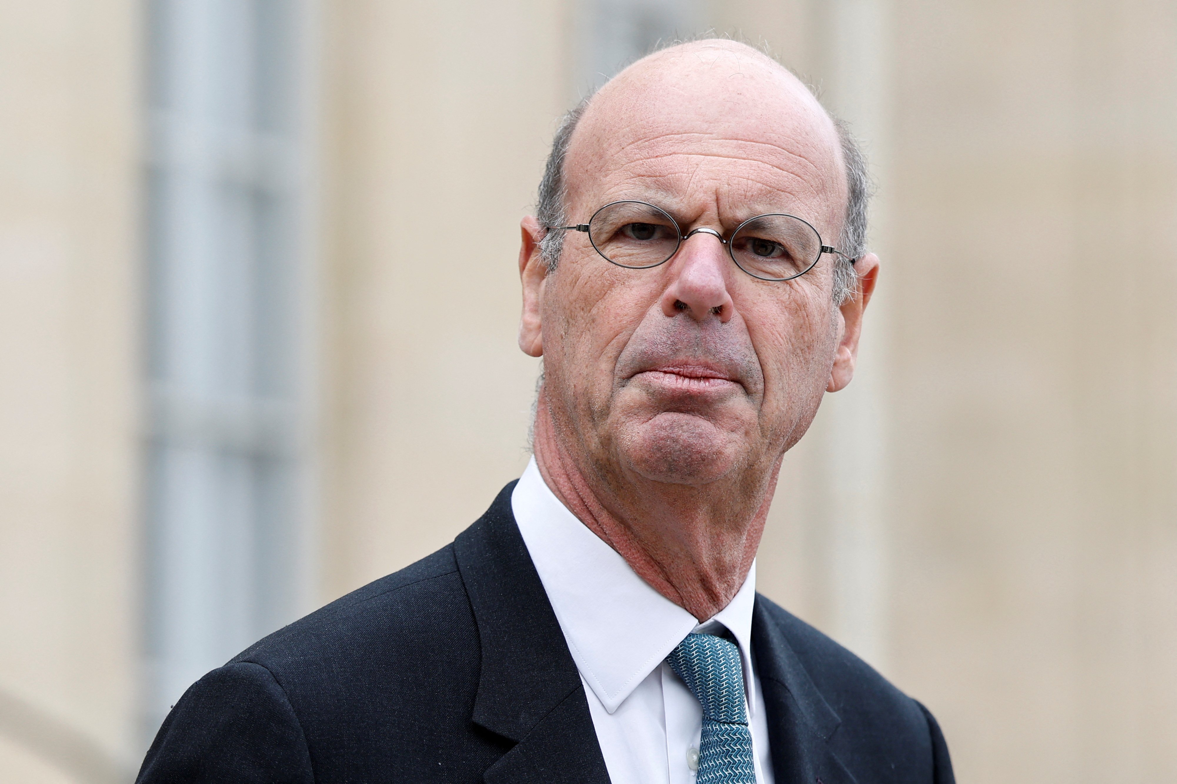Retraites : capitalisation obligatoire, Éric Lombard temporise
