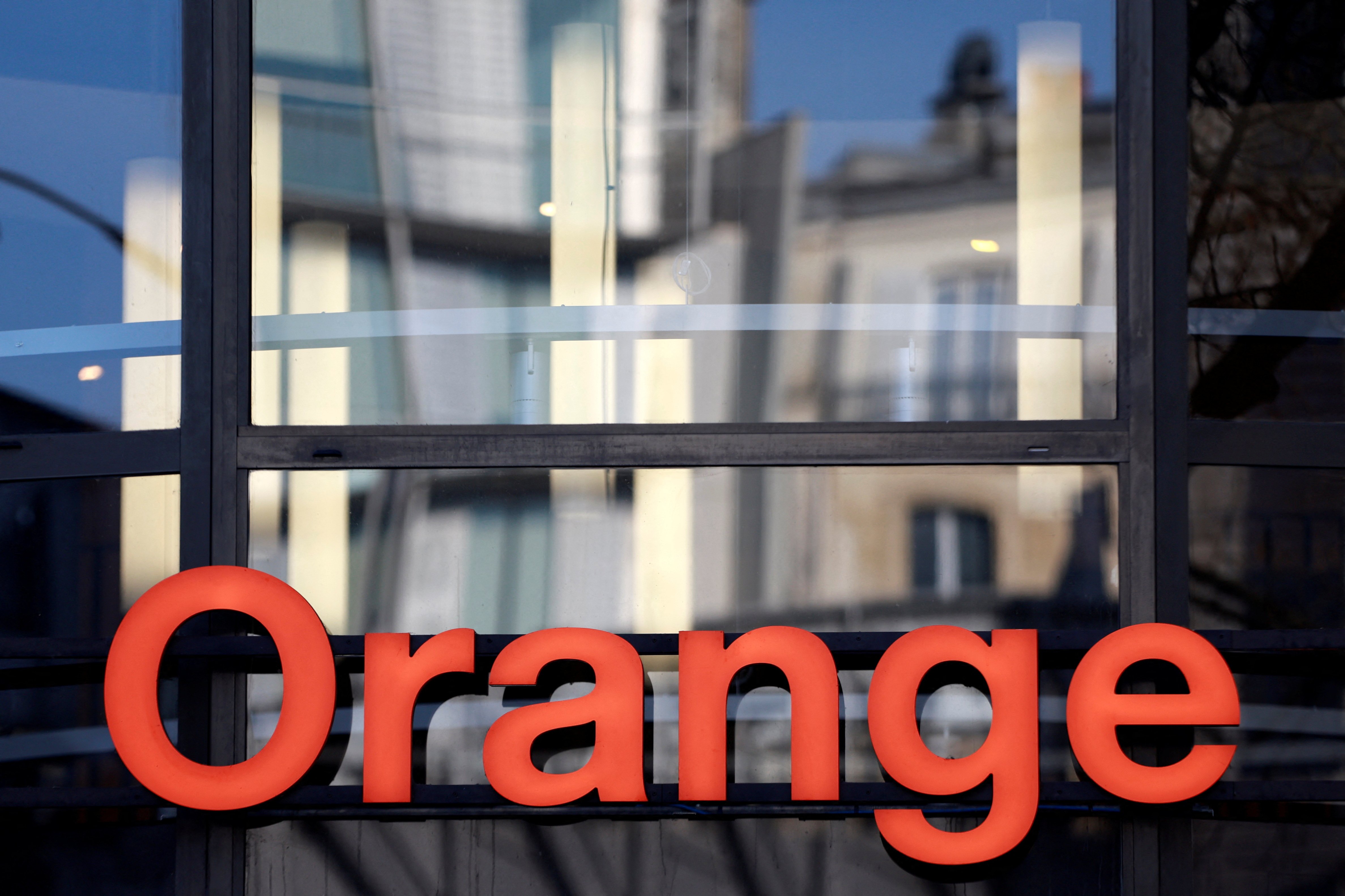 Orange à la recherche d'un nouveau président