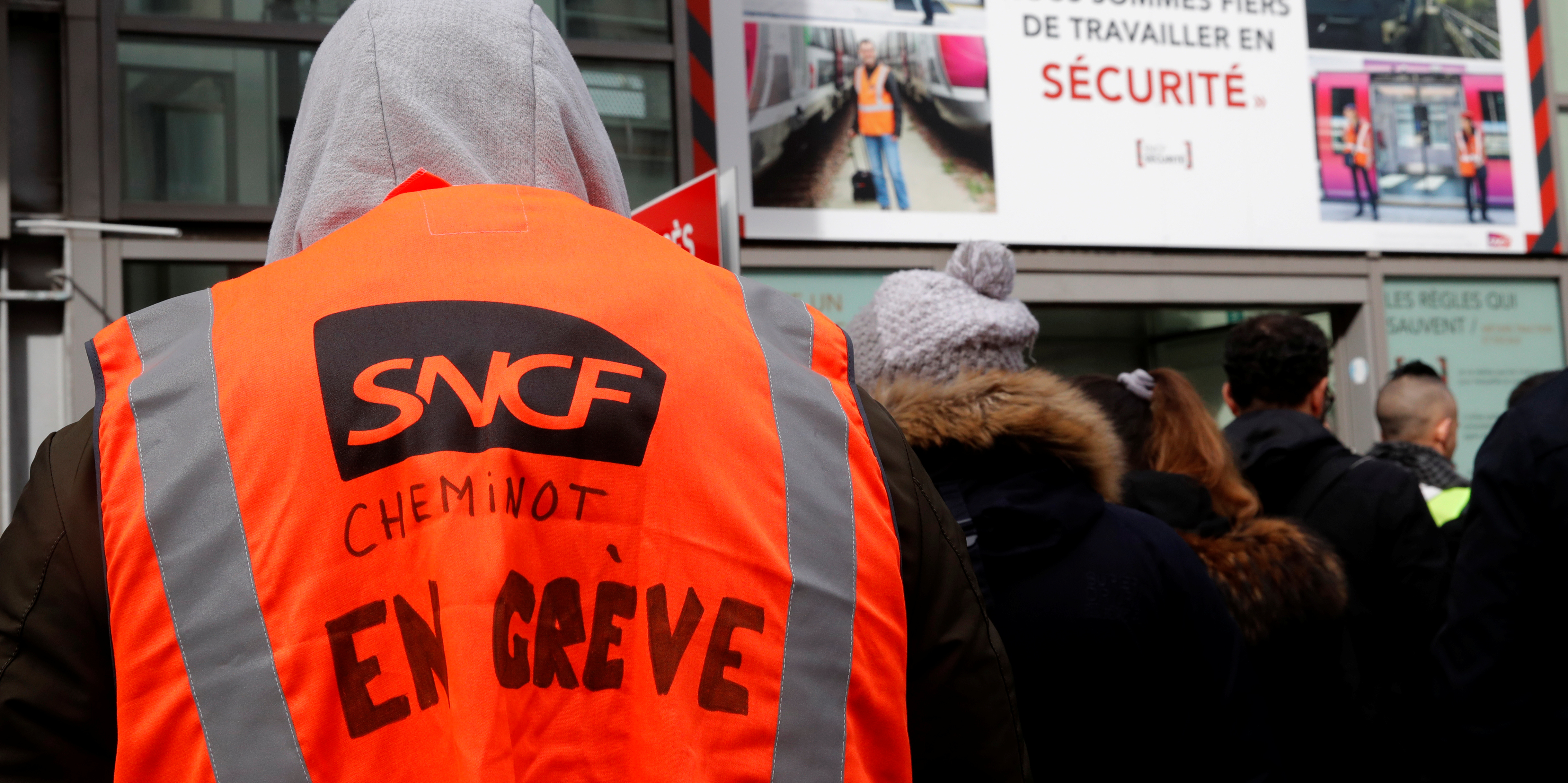 Gréves : faute de résultats en mai, la CGT-Cheminots menace la SNCF d'un mois de juin très difficile