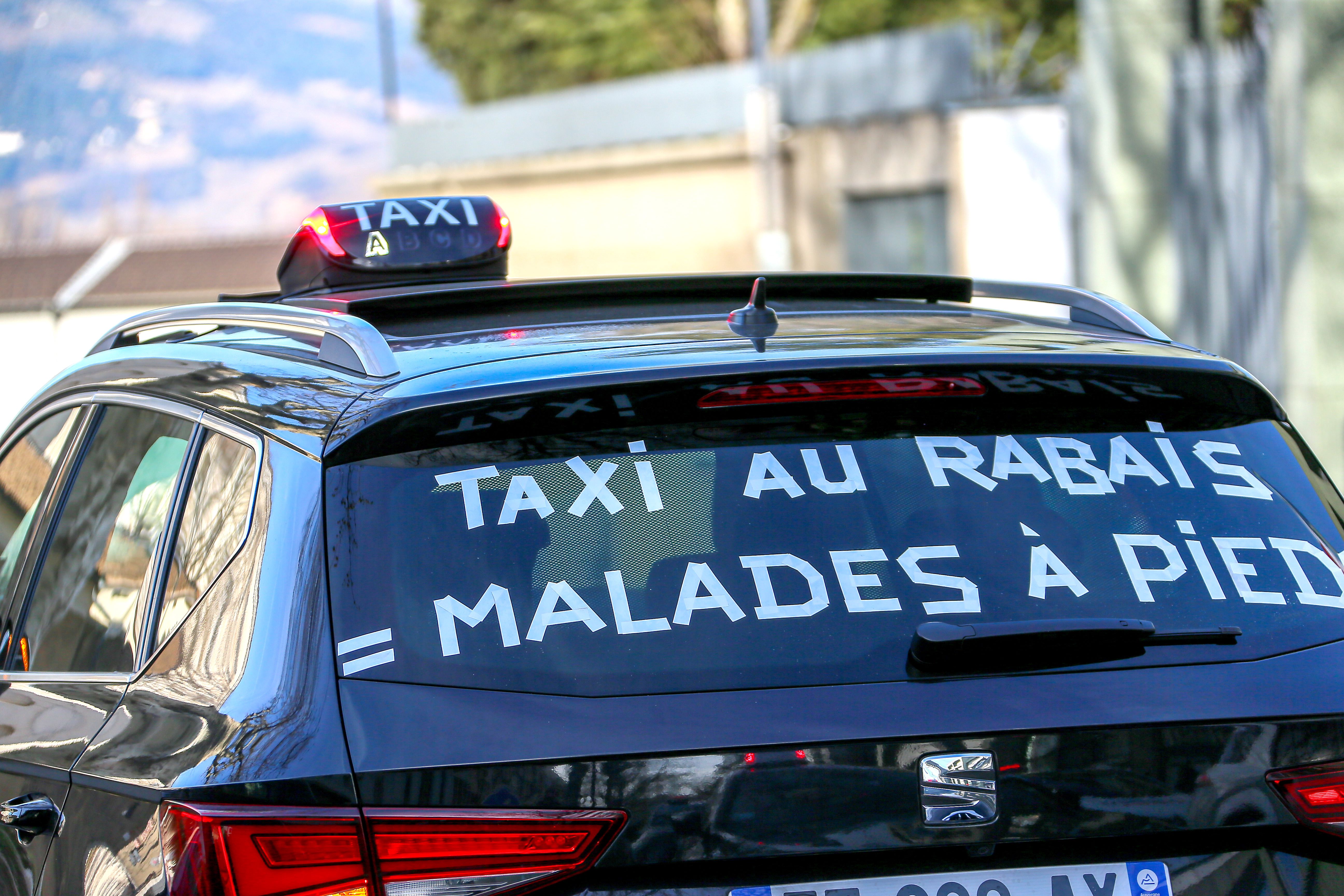 L'Assurance maladie durcit les règles pour les transports sanitaires en taxi