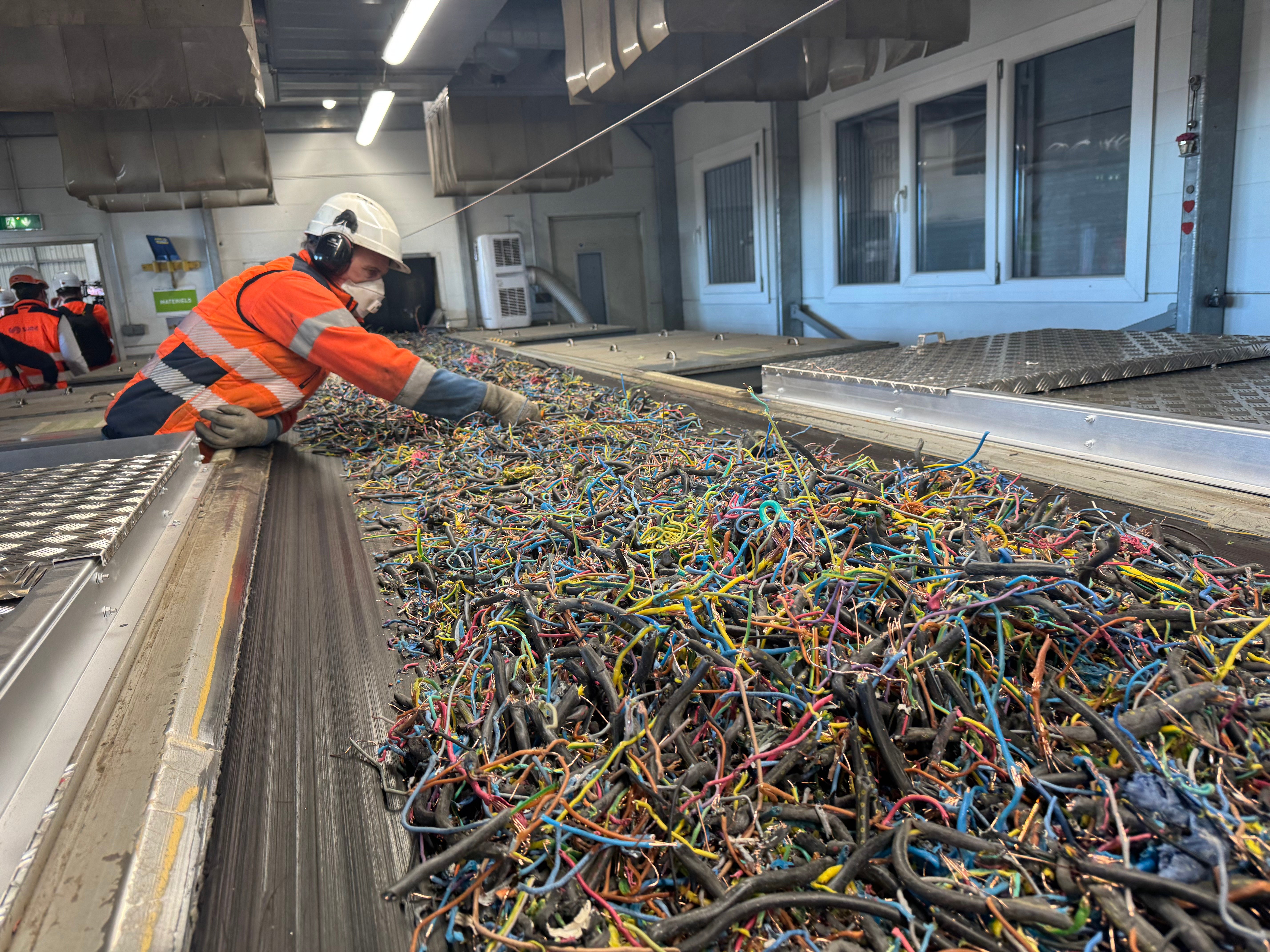 Dans le Nord, cette usine qui transforme les câbles de cuivre en « or rouge »