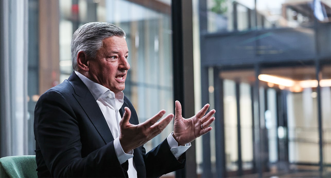 Ted Sarandos, co-PDG de Netflix. «/Emily in Paris pourrait rivaliser avec la tour Eiffel/»