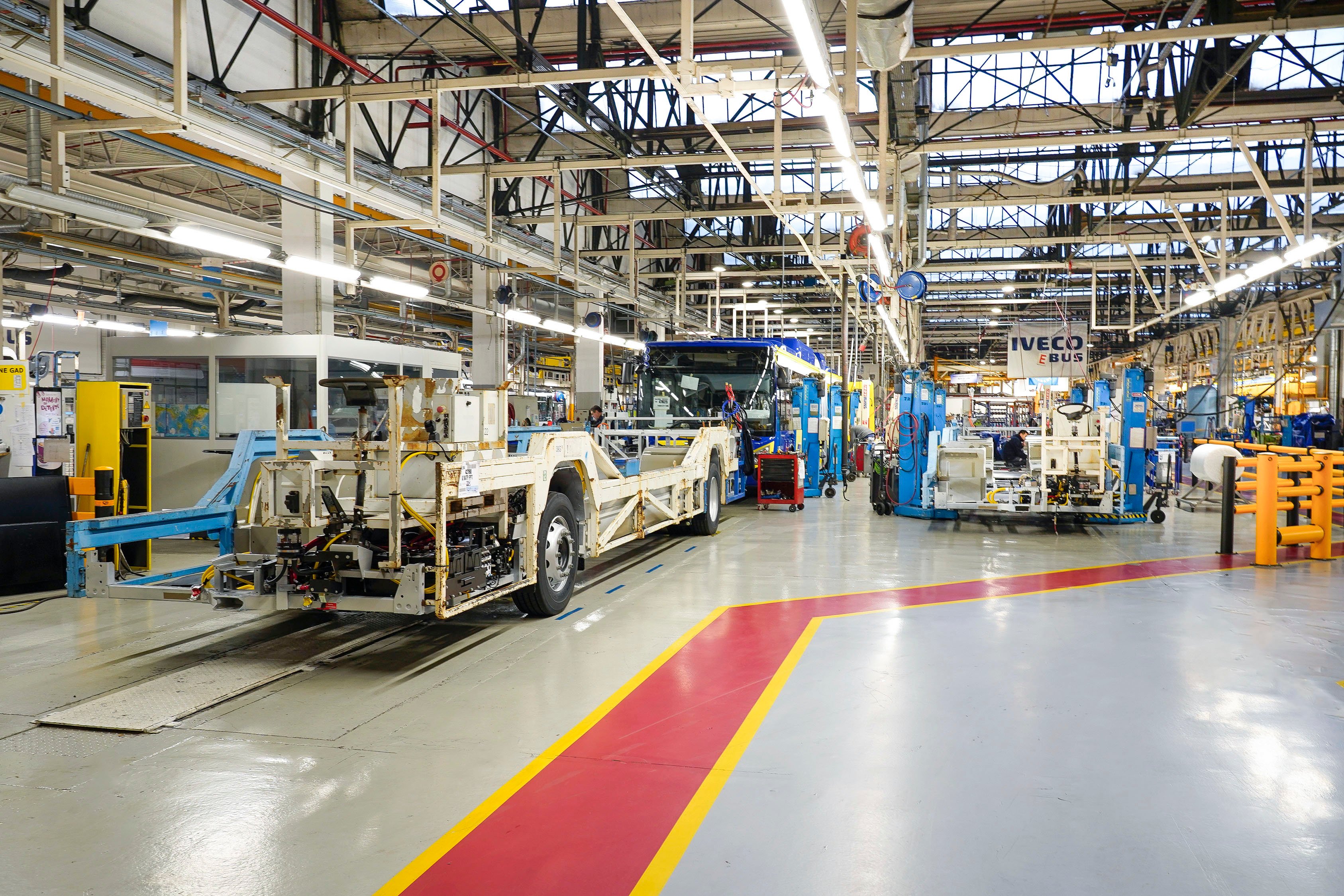 Iveco injecte 100 millions en France pour ses bus électriques de nouvelle génération