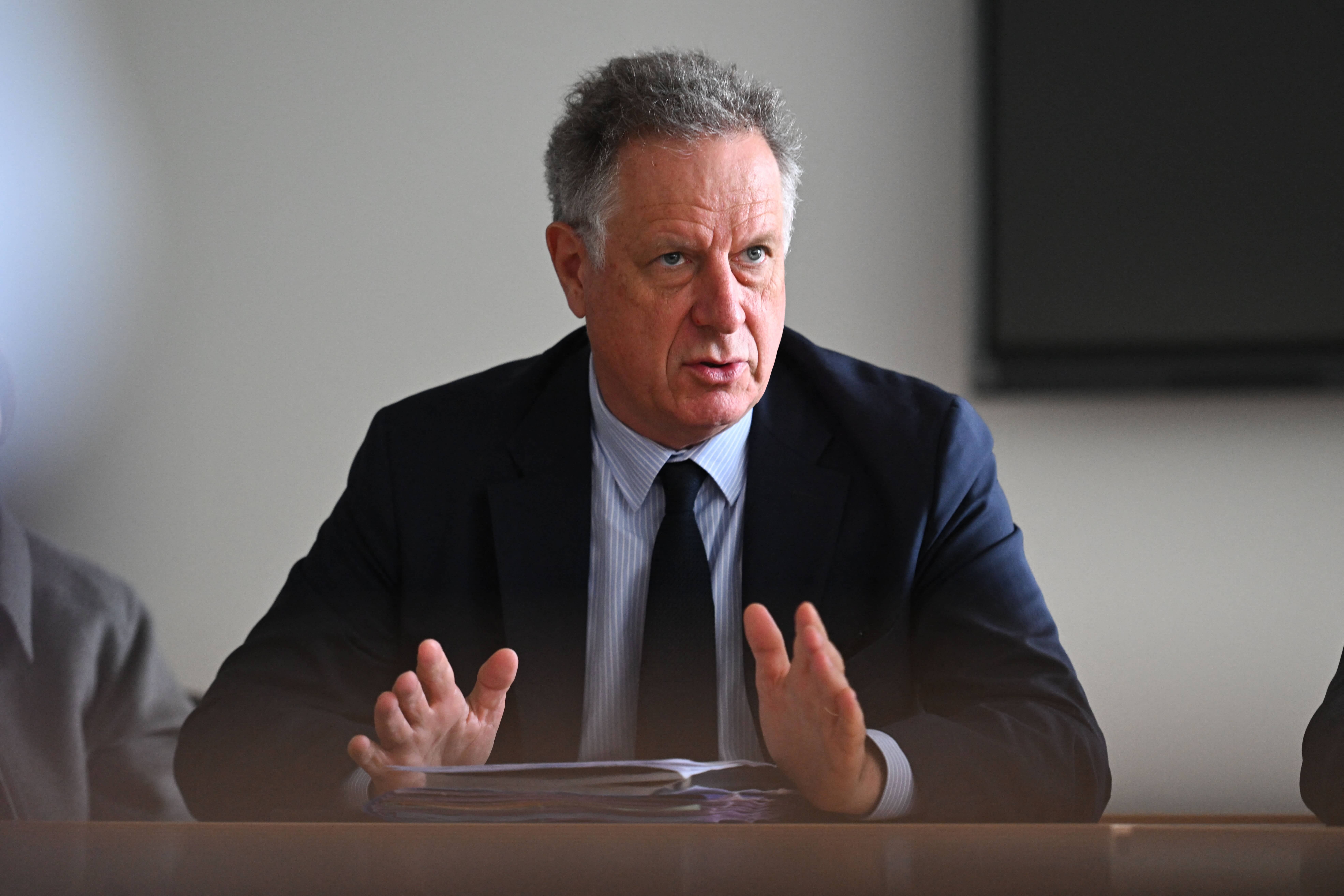 Déserts médicaux : le remède prescrit par Nicolas Revel, patron de l'AP-HP