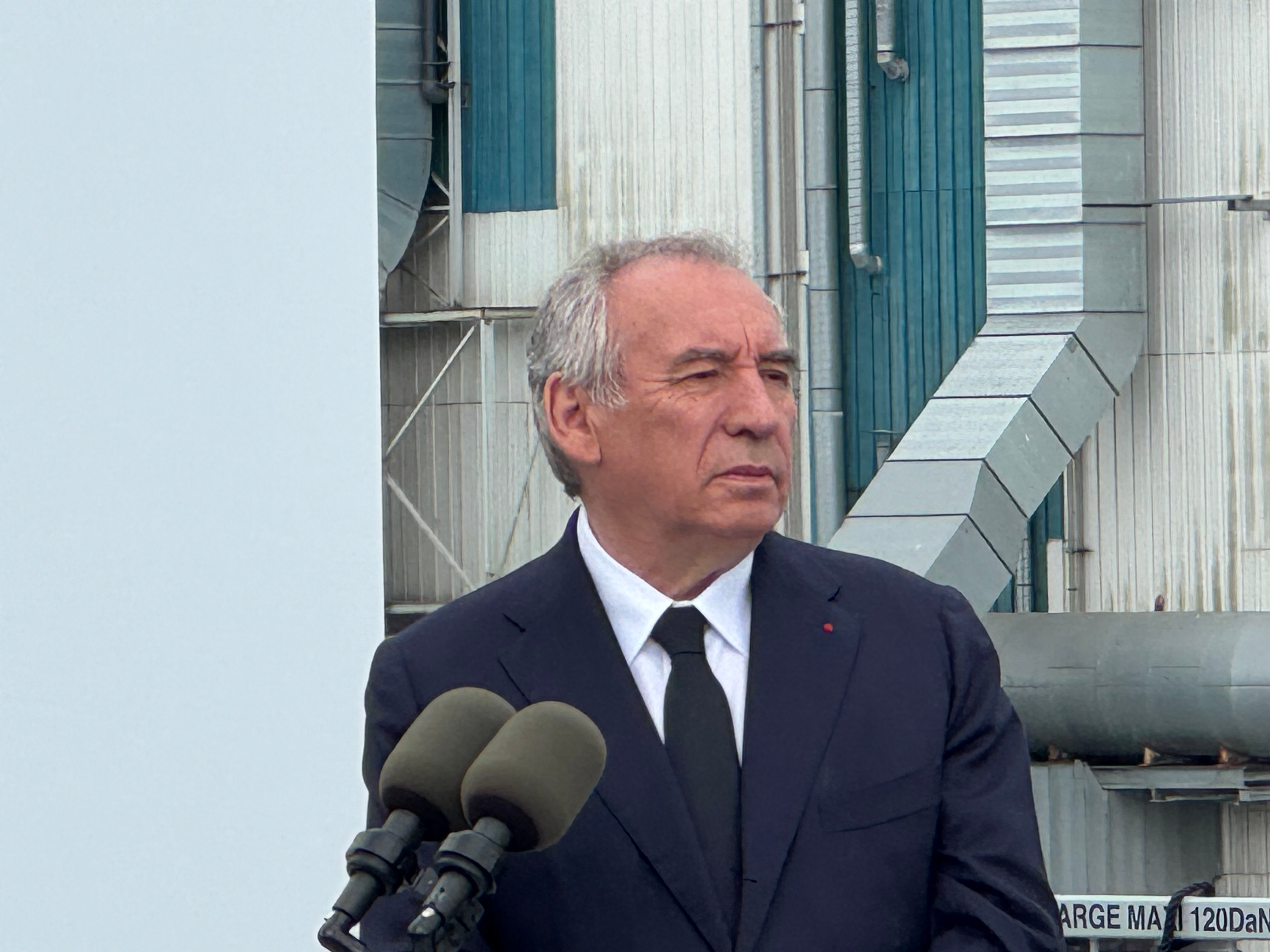 A Saint-Nazaire, Bayrou face au défi de la décarbonation du maritime