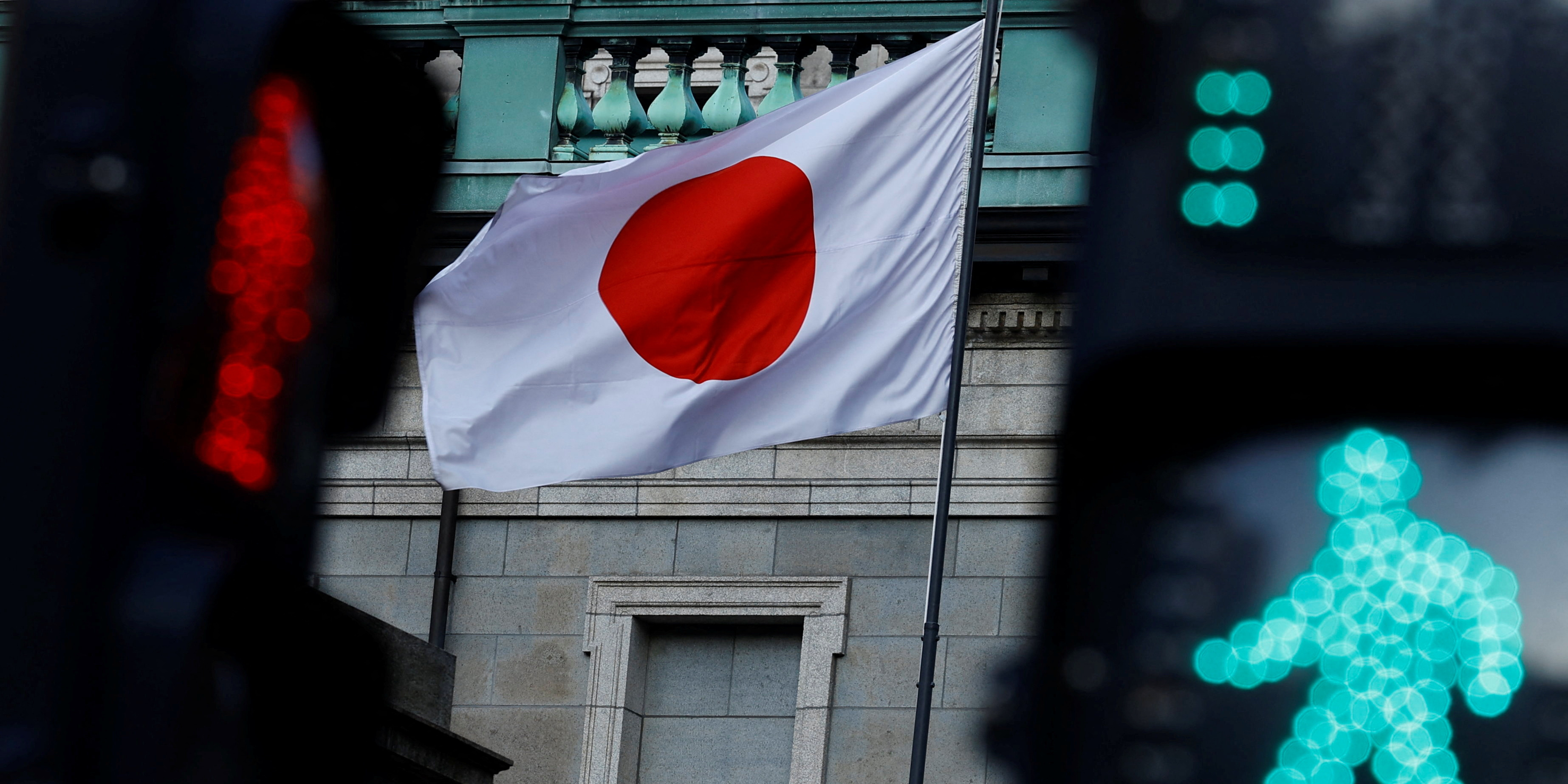 Pourquoi la crainte d'une crise financière revient soudainement au Japon